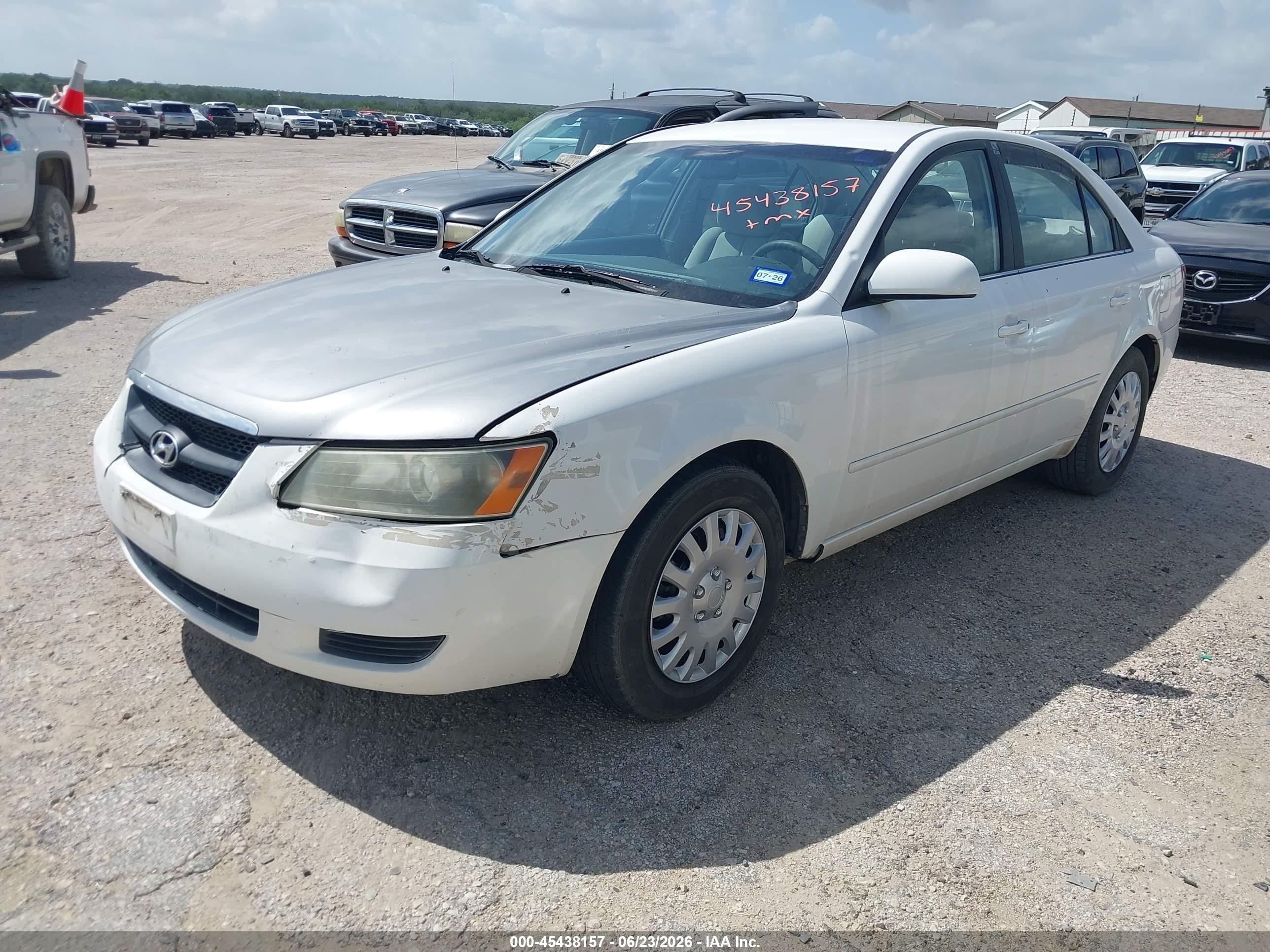 2008 Hyundai Sonata Gls White vin: 5NPET46C98H312239
