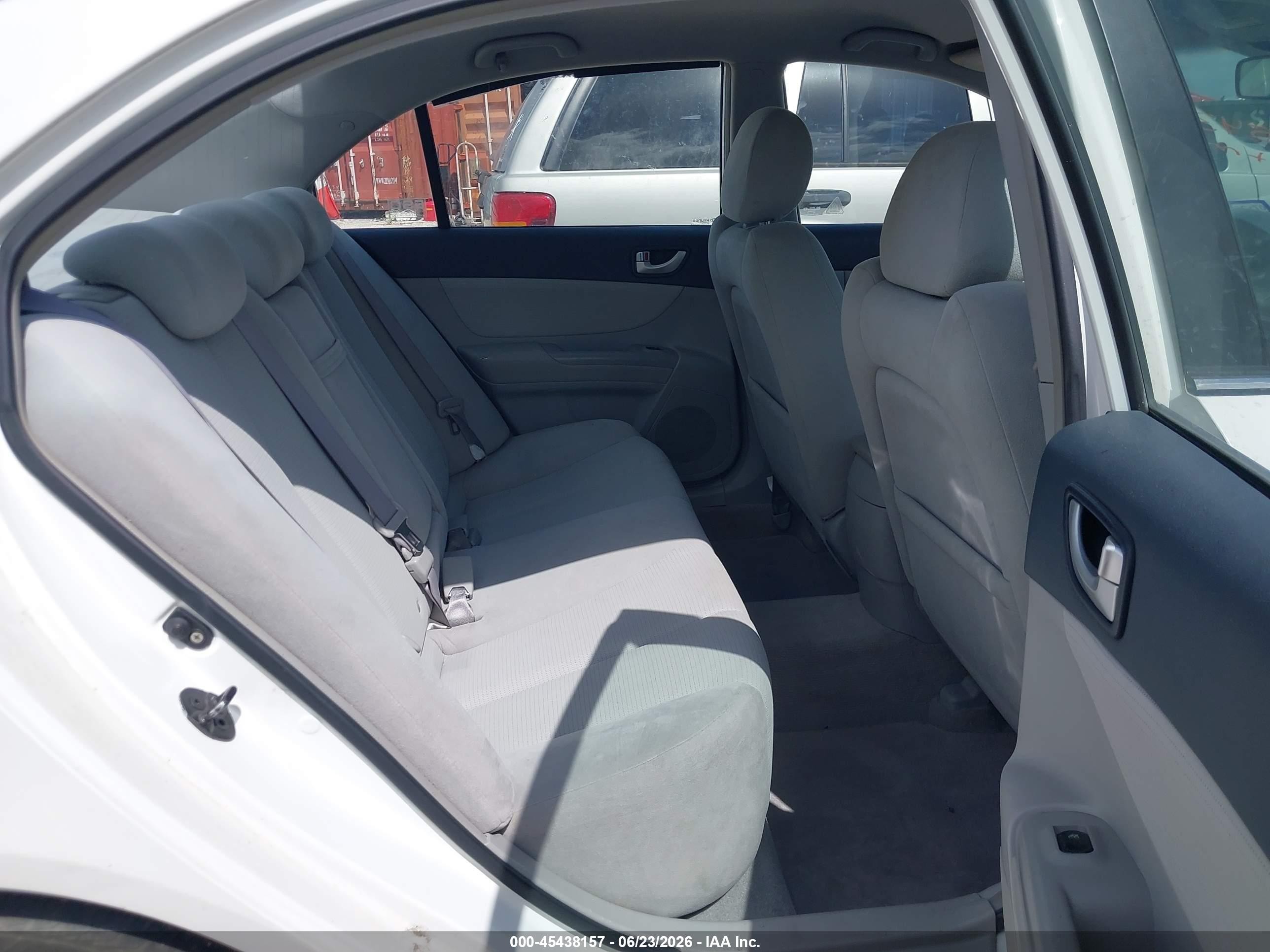 2008 Hyundai Sonata Gls White vin: 5NPET46C98H312239