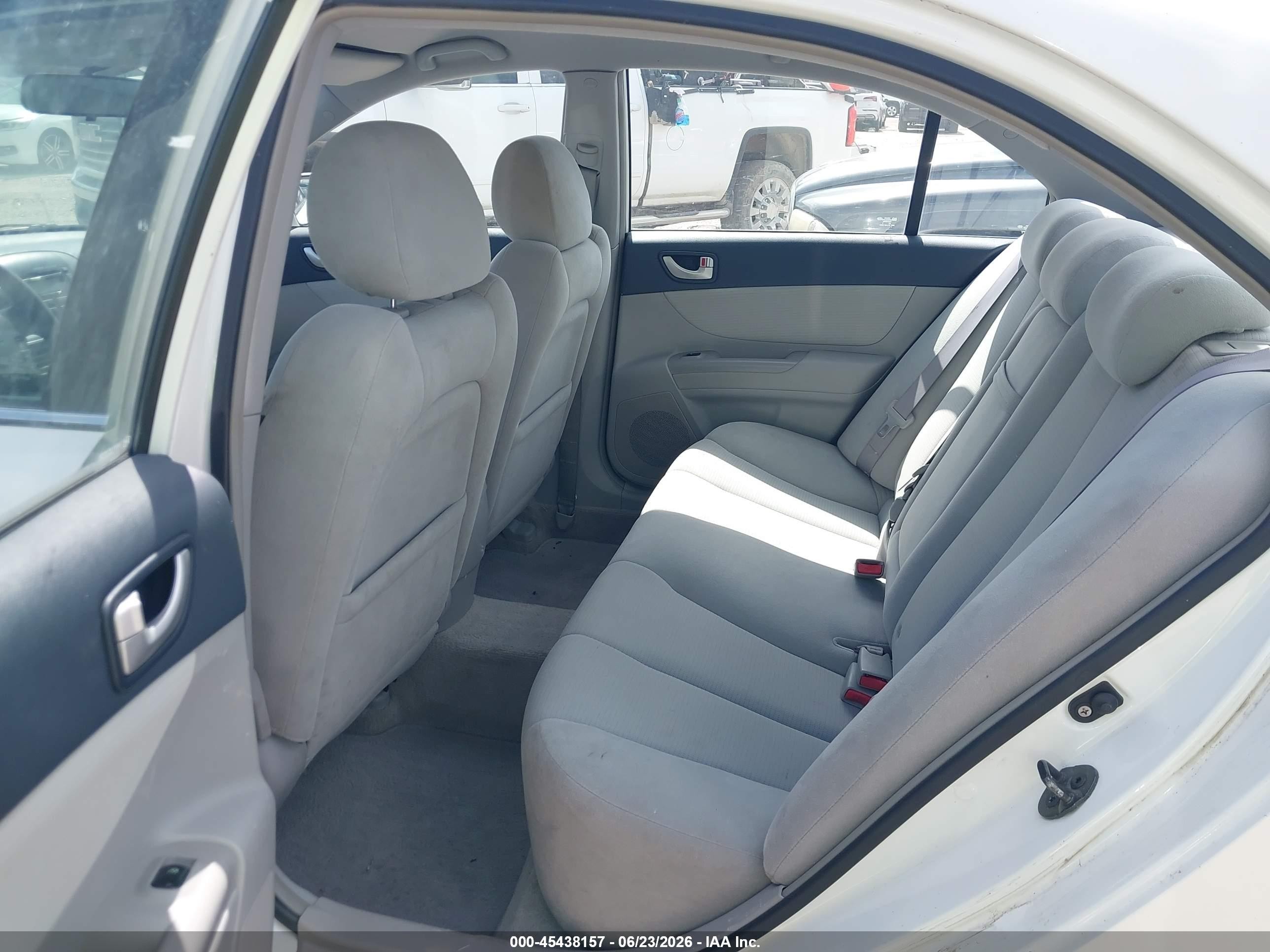 2008 Hyundai Sonata Gls White vin: 5NPET46C98H312239