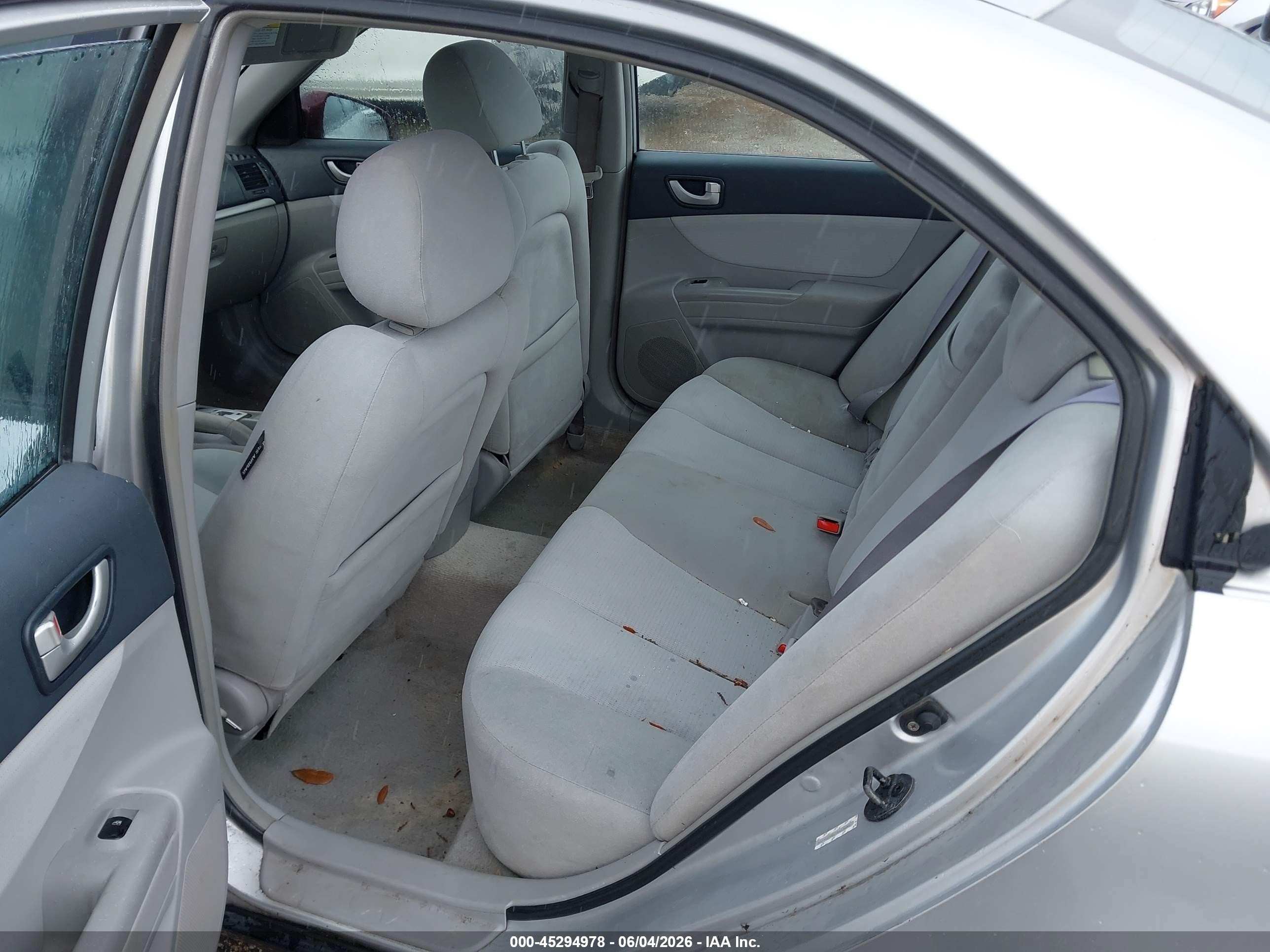 2008 Hyundai Sonata Gls Silver vin: 5NPET46C98H356340