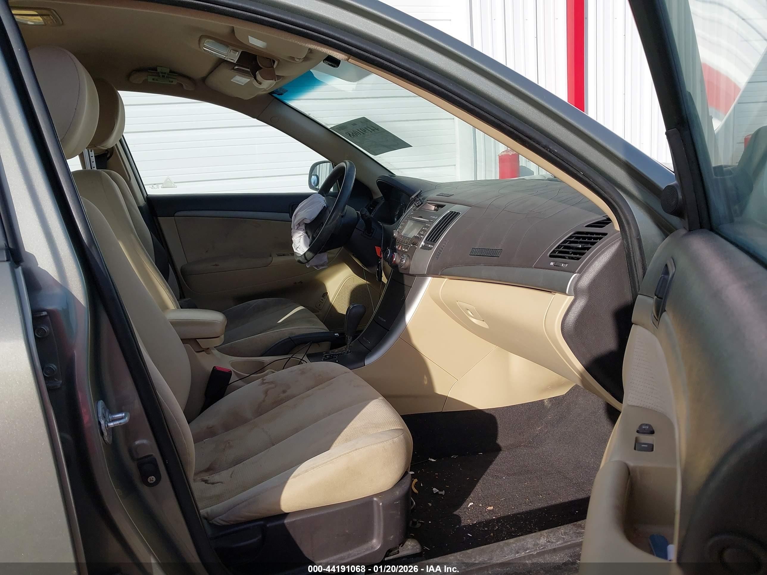 2009 Hyundai Sonata Gls Серый vin: 5NPET46C99H405182