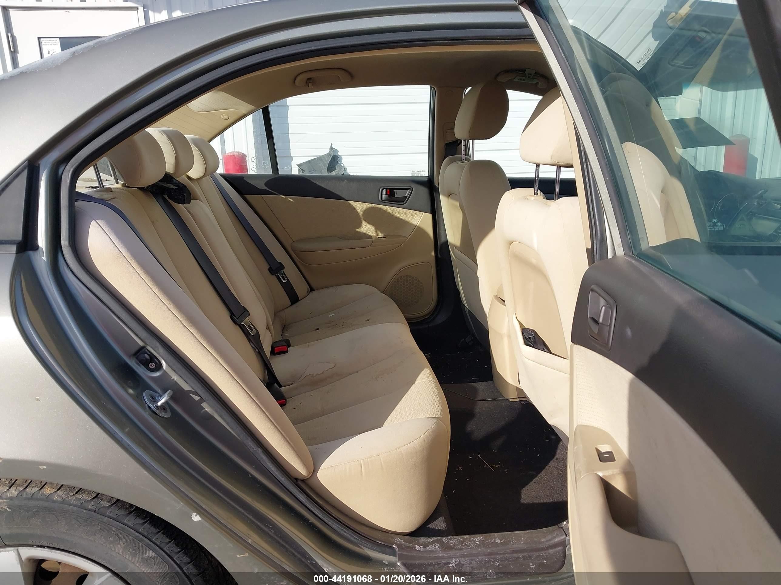 2009 Hyundai Sonata Gls Серый vin: 5NPET46C99H405182