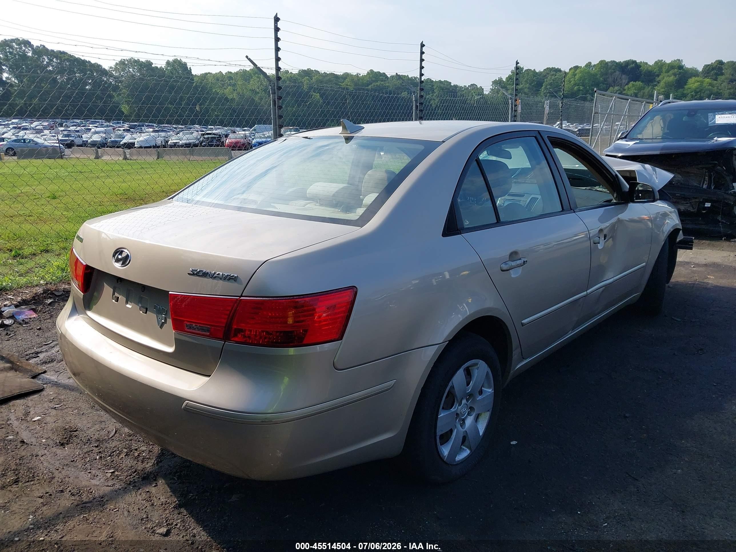 2009 Hyundai Sonata Gls Gold vin: 5NPET46C99H440482