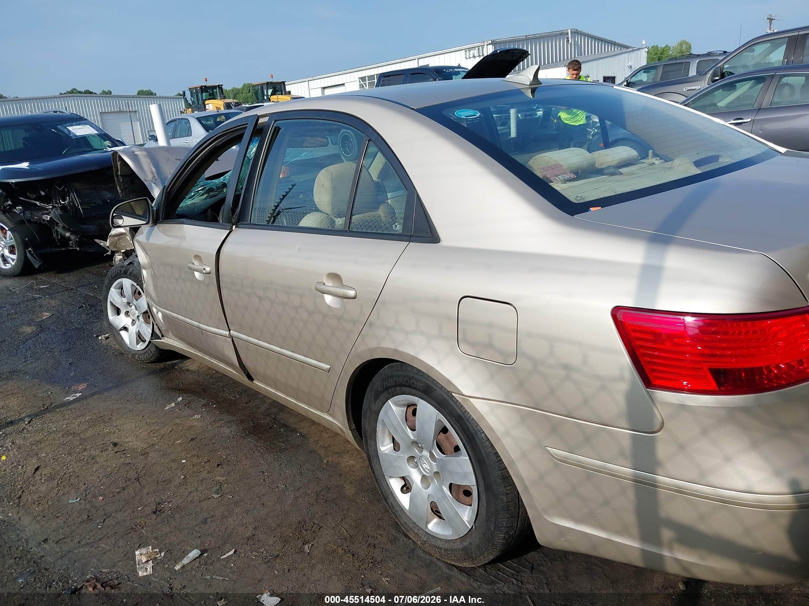 2009 Hyundai Sonata Gls Gold vin: 5NPET46C99H440482