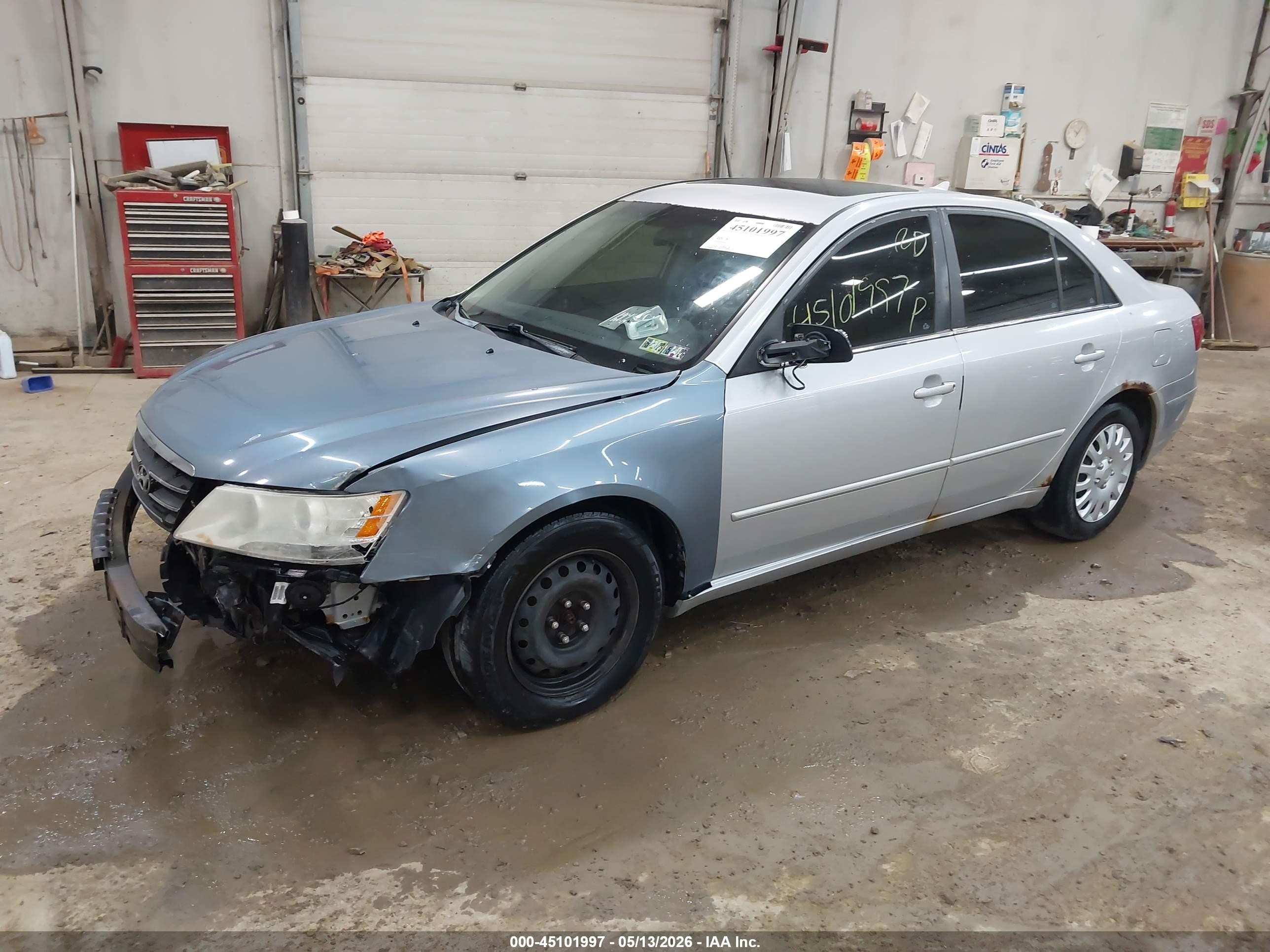 2009 Hyundai Sonata Gls Silver vin: 5NPET46C99H460702