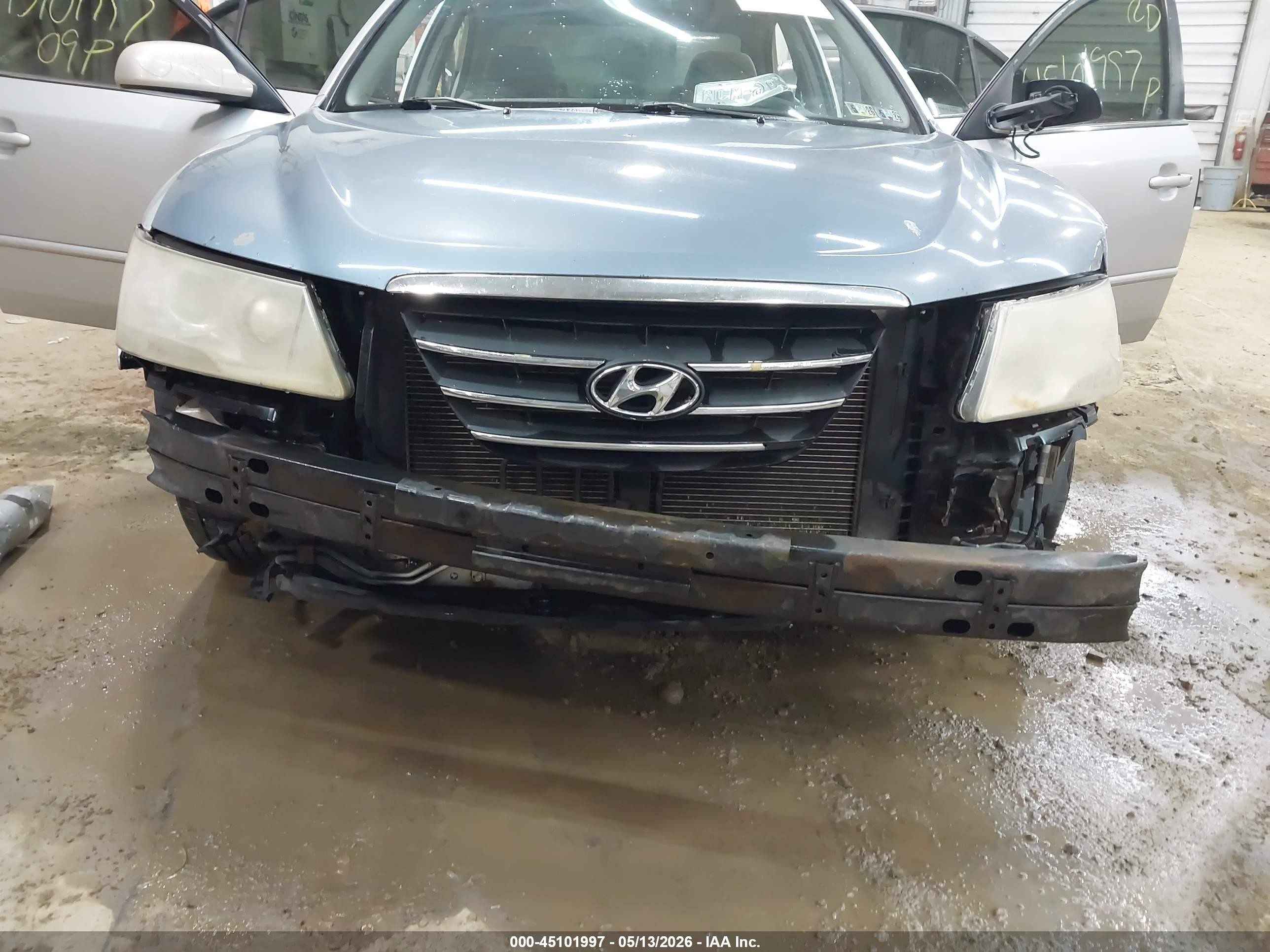 2009 Hyundai Sonata Gls Silver vin: 5NPET46C99H460702