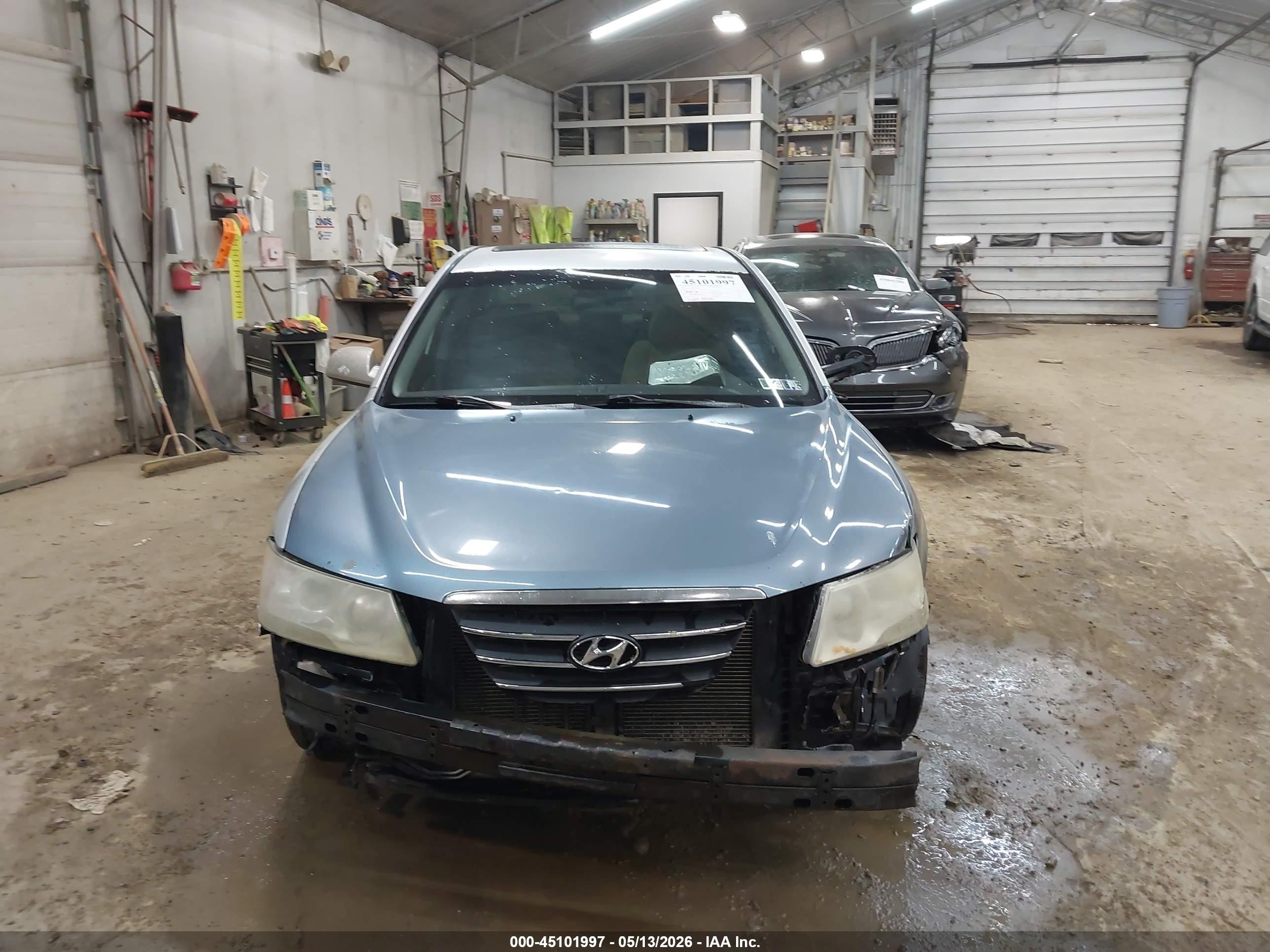 2009 Hyundai Sonata Gls Silver vin: 5NPET46C99H460702