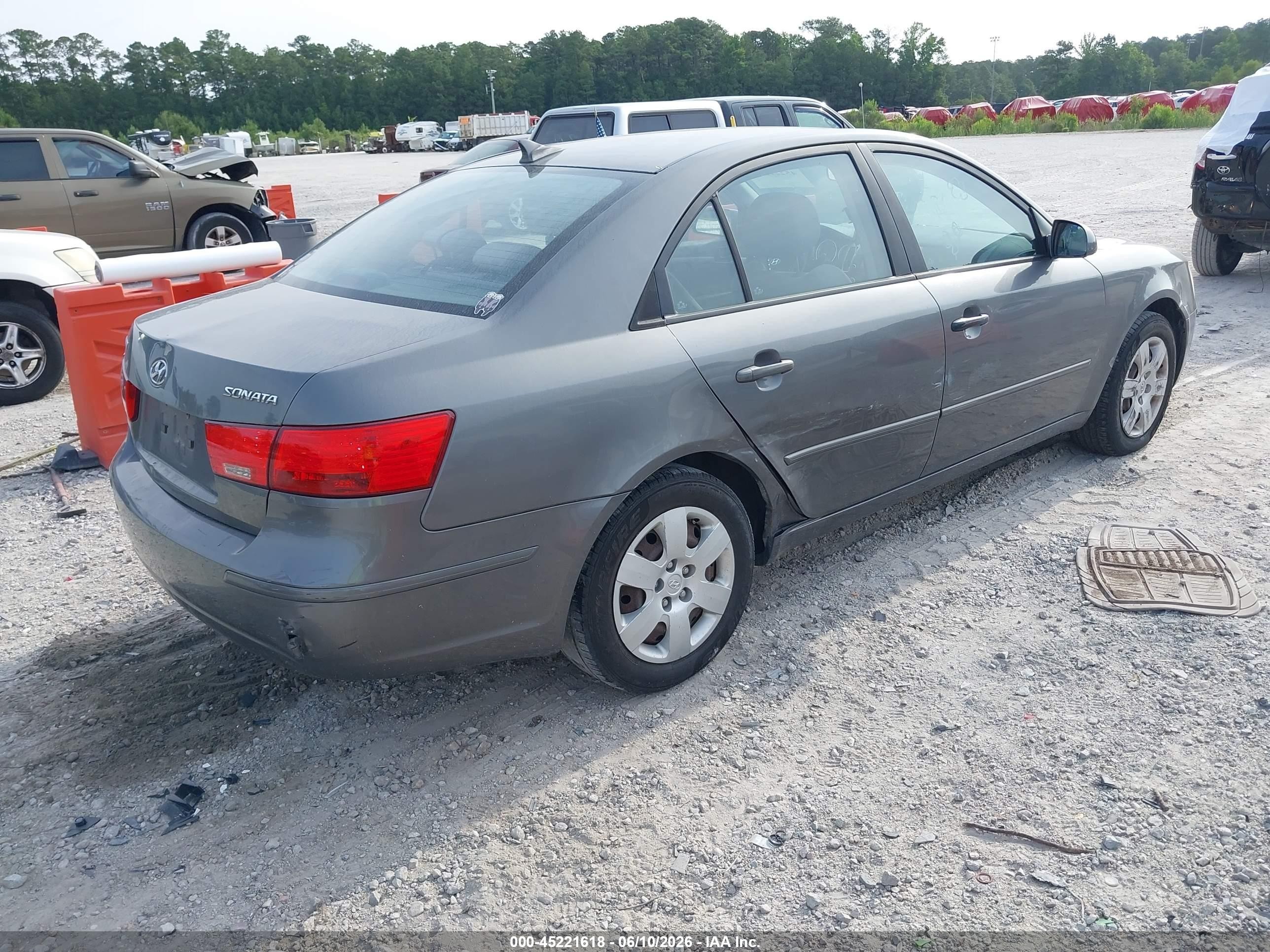 2009 Hyundai Sonata Gls Серый vin: 5NPET46C99H467102