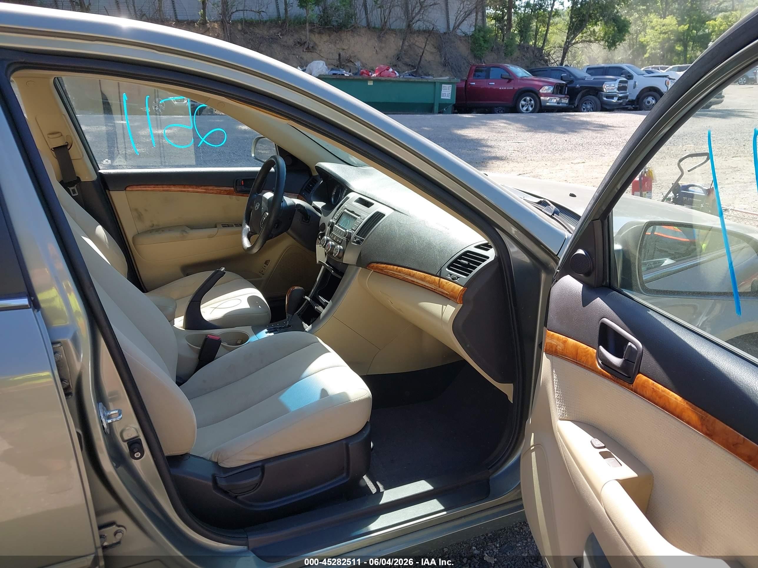 2009 Hyundai Sonata Gls Золотой vin: 5NPET46C99H480240