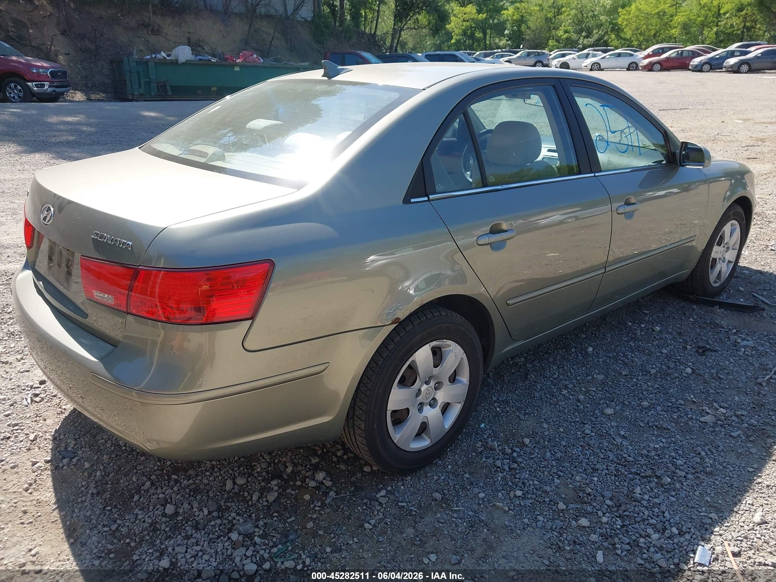 2009 Hyundai Sonata Gls Золотой vin: 5NPET46C99H480240