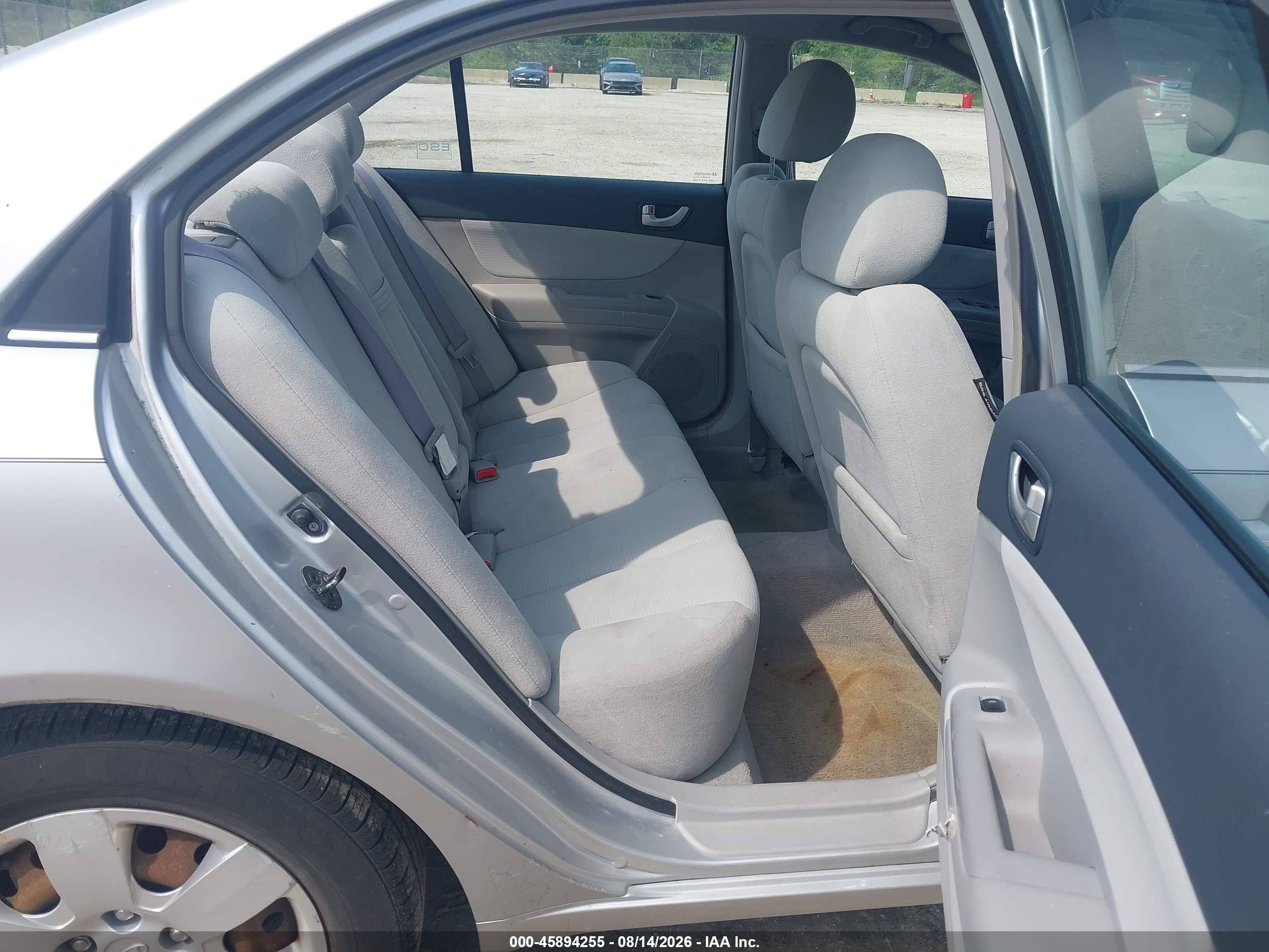 2008 Hyundai Sonata Gls Серебряный vin: 5NPET46CX8H312847