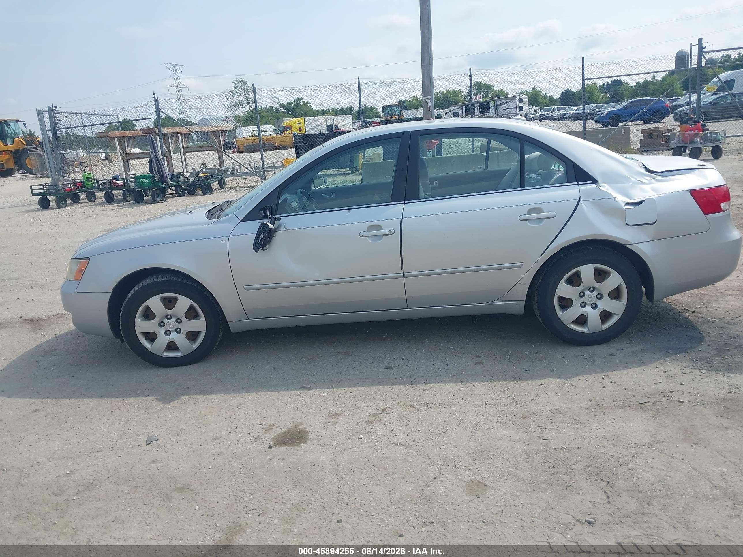 2008 Hyundai Sonata Gls Серебряный vin: 5NPET46CX8H312847