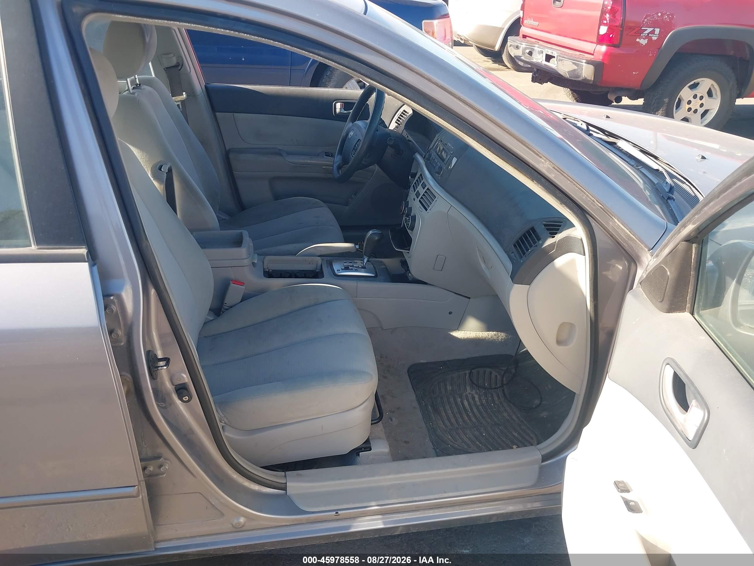 2008 Hyundai Sonata Gls Серебряный vin: 5NPET46CX8H376208