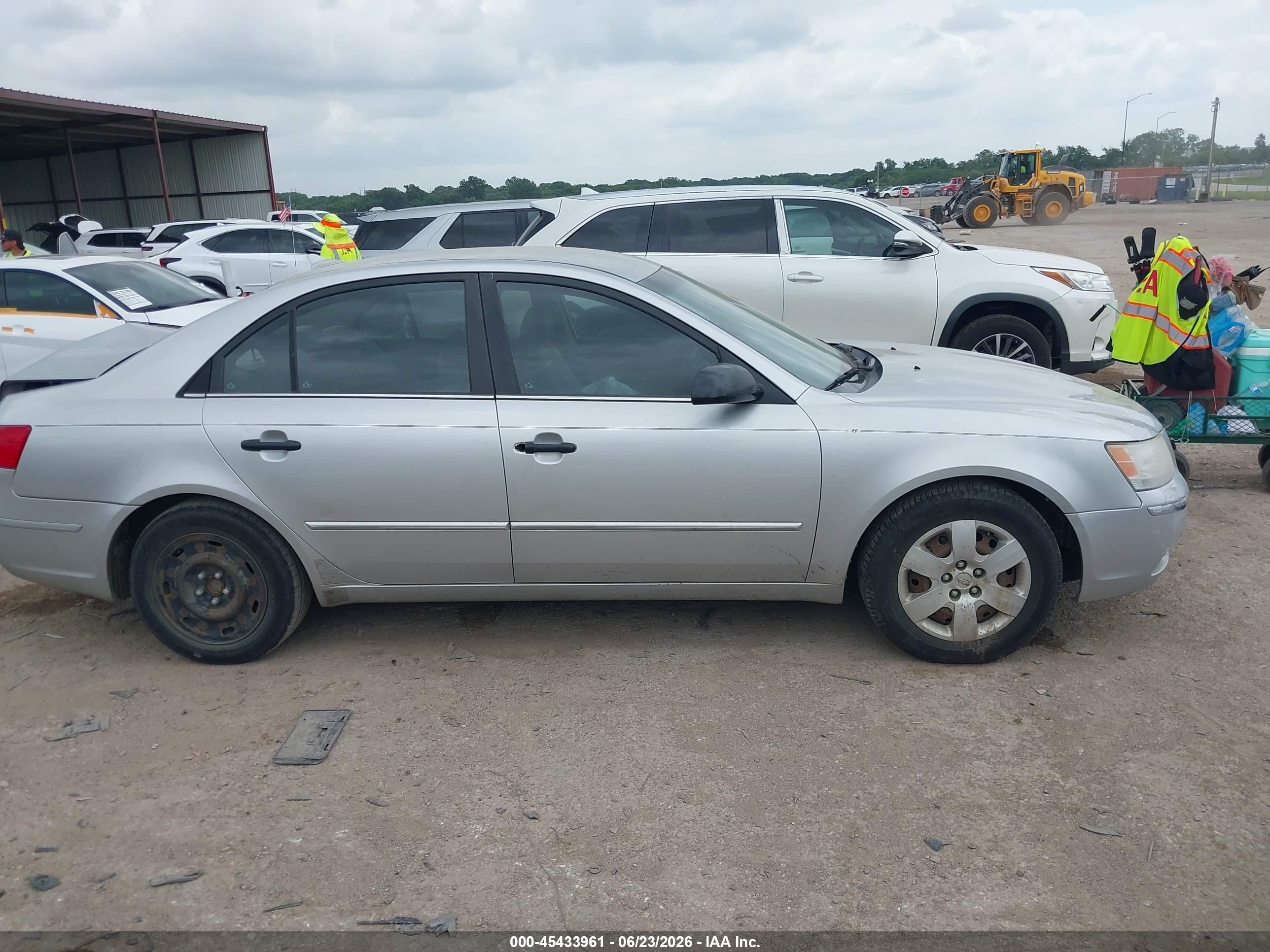 2009 Hyundai Sonata Gls Silver vin: 5NPET46CX9H433640