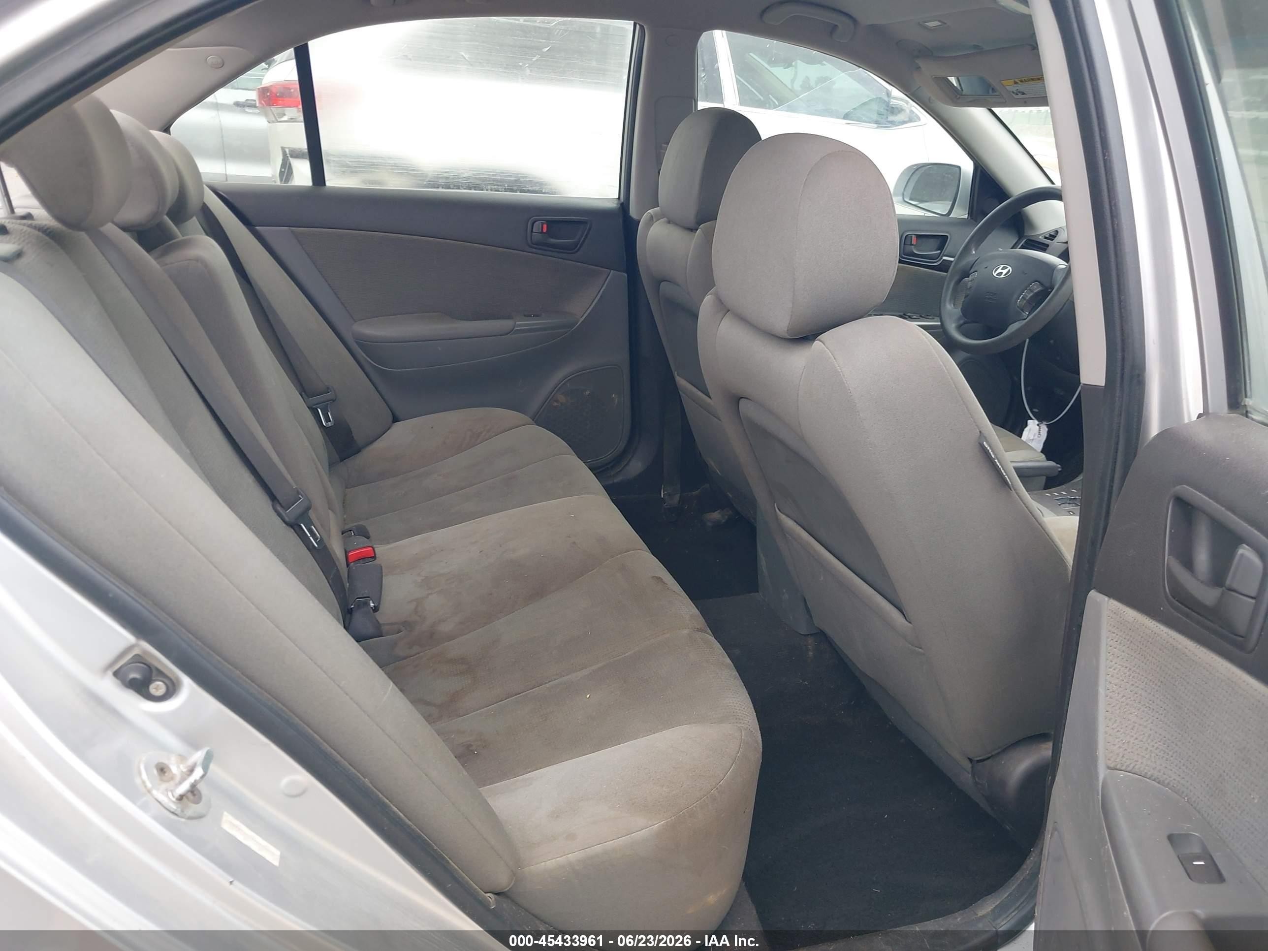 2009 Hyundai Sonata Gls Silver vin: 5NPET46CX9H433640