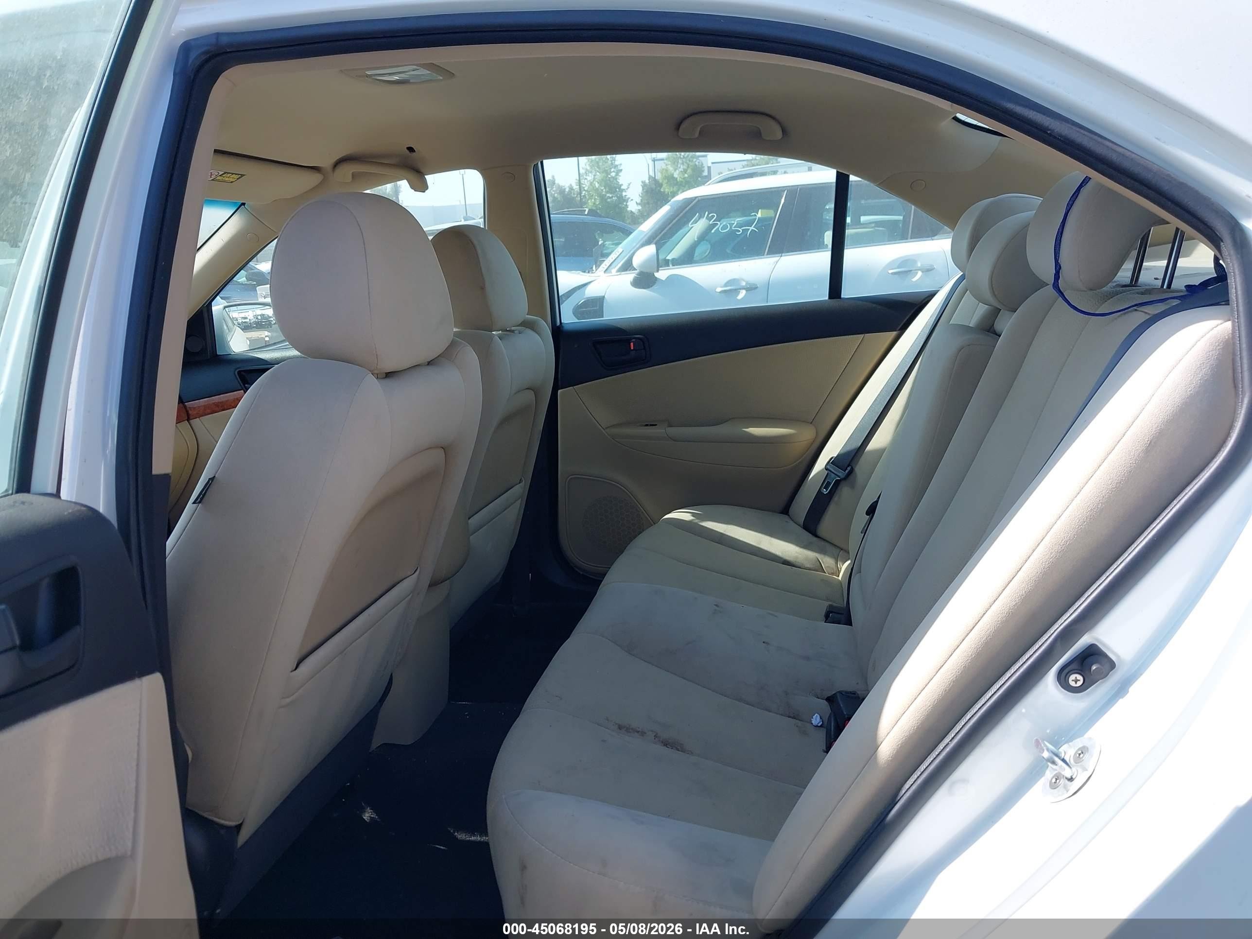 2009 Hyundai Sonata Gls V6 White vin: 5NPET46F19H467279