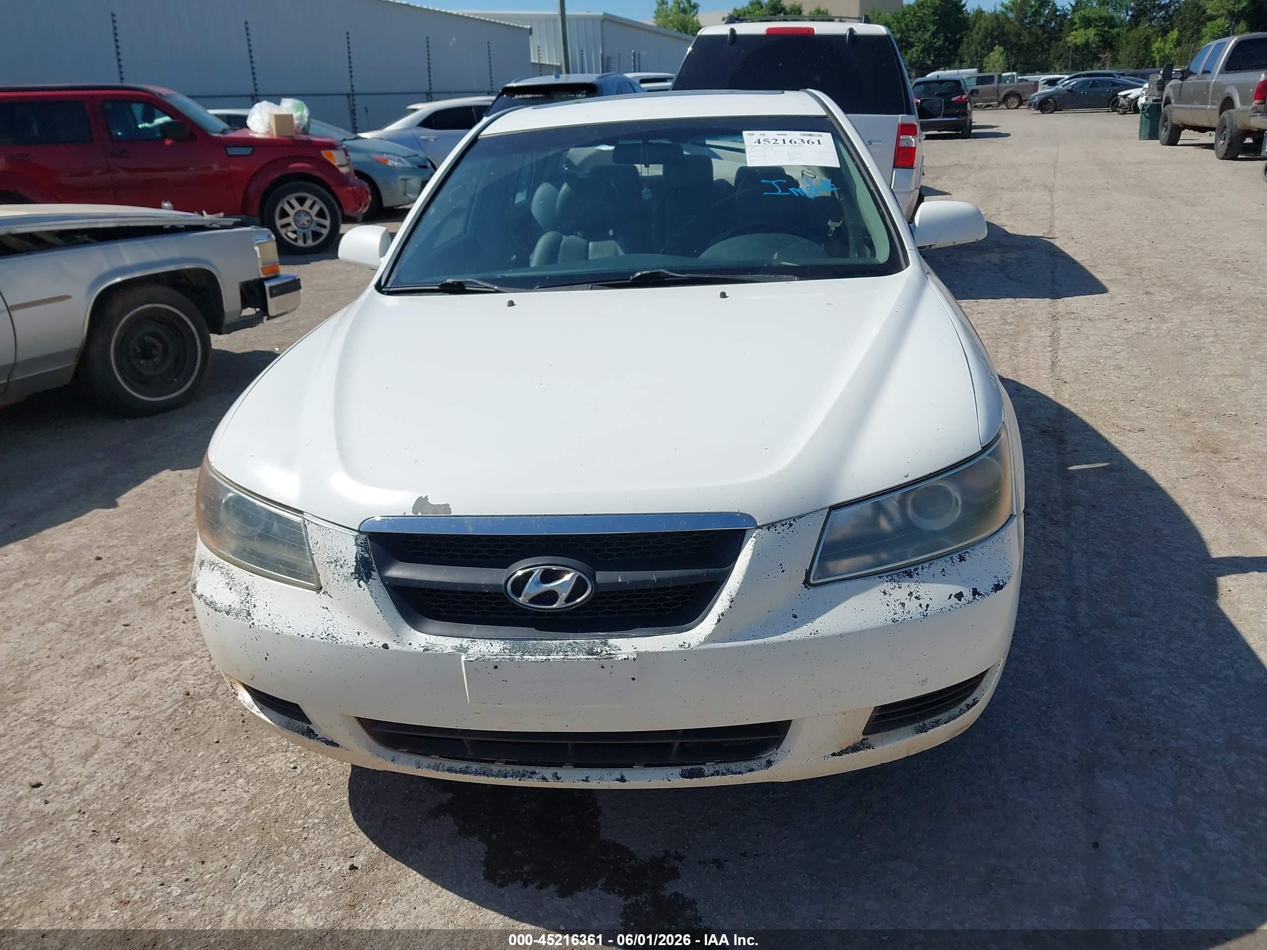 2008 Hyundai Sonata Gls V6 White vin: 5NPET46F28H318748