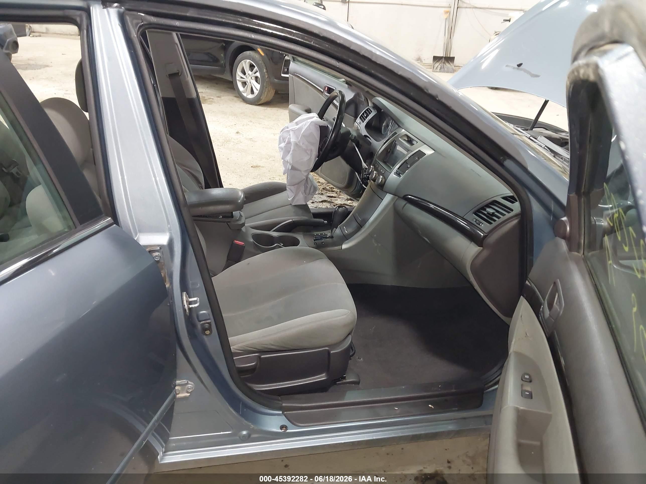 2009 Hyundai Sonata Gls V6 Light Blue vin: 5NPET46F29H456467