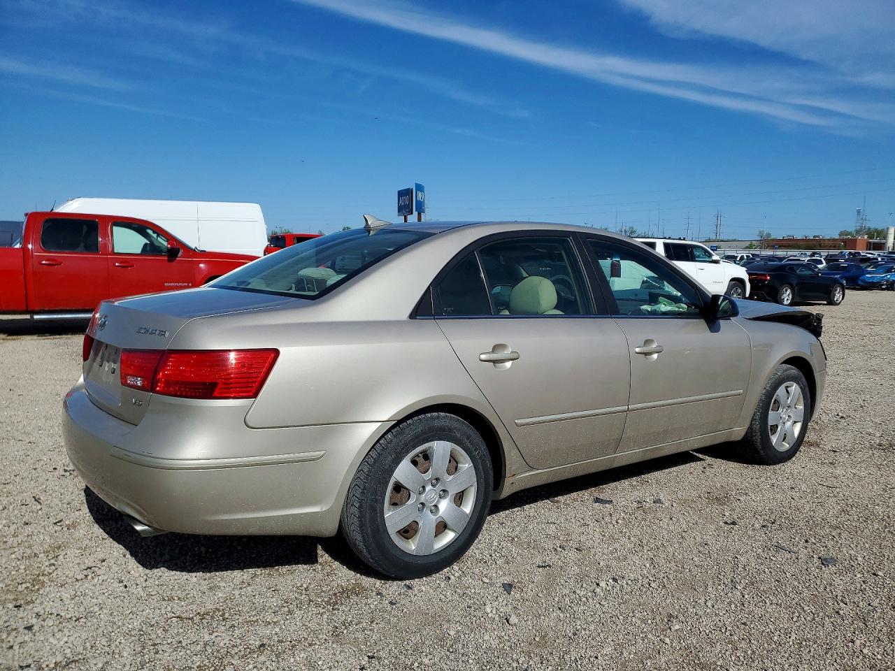 2009 Hyundai Sonata Gold vin: 5NPET46F59H419378
