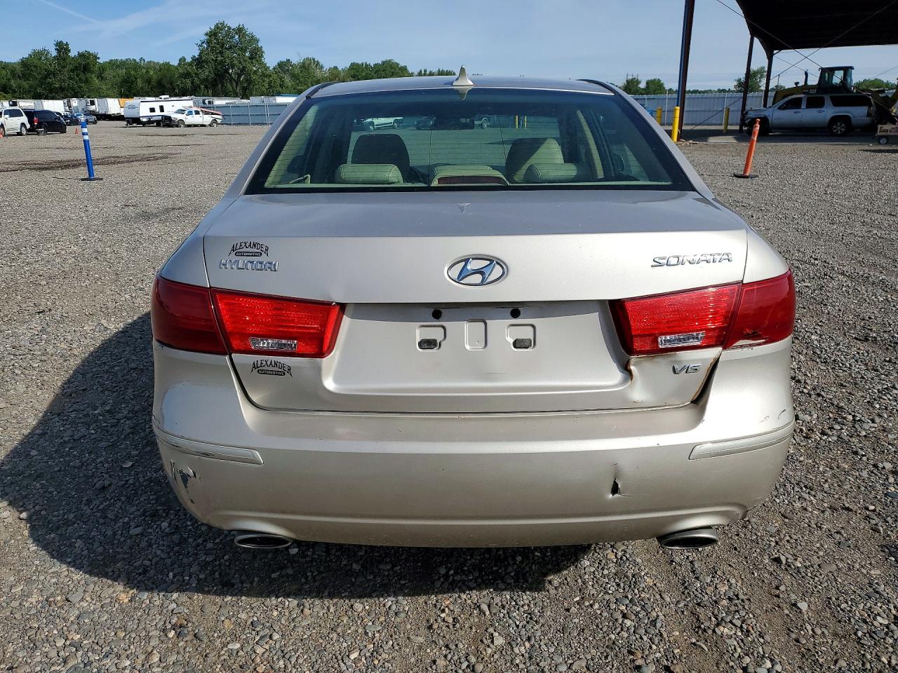 2009 Hyundai Sonata Gls Gold vin: 5NPET46F59H465051