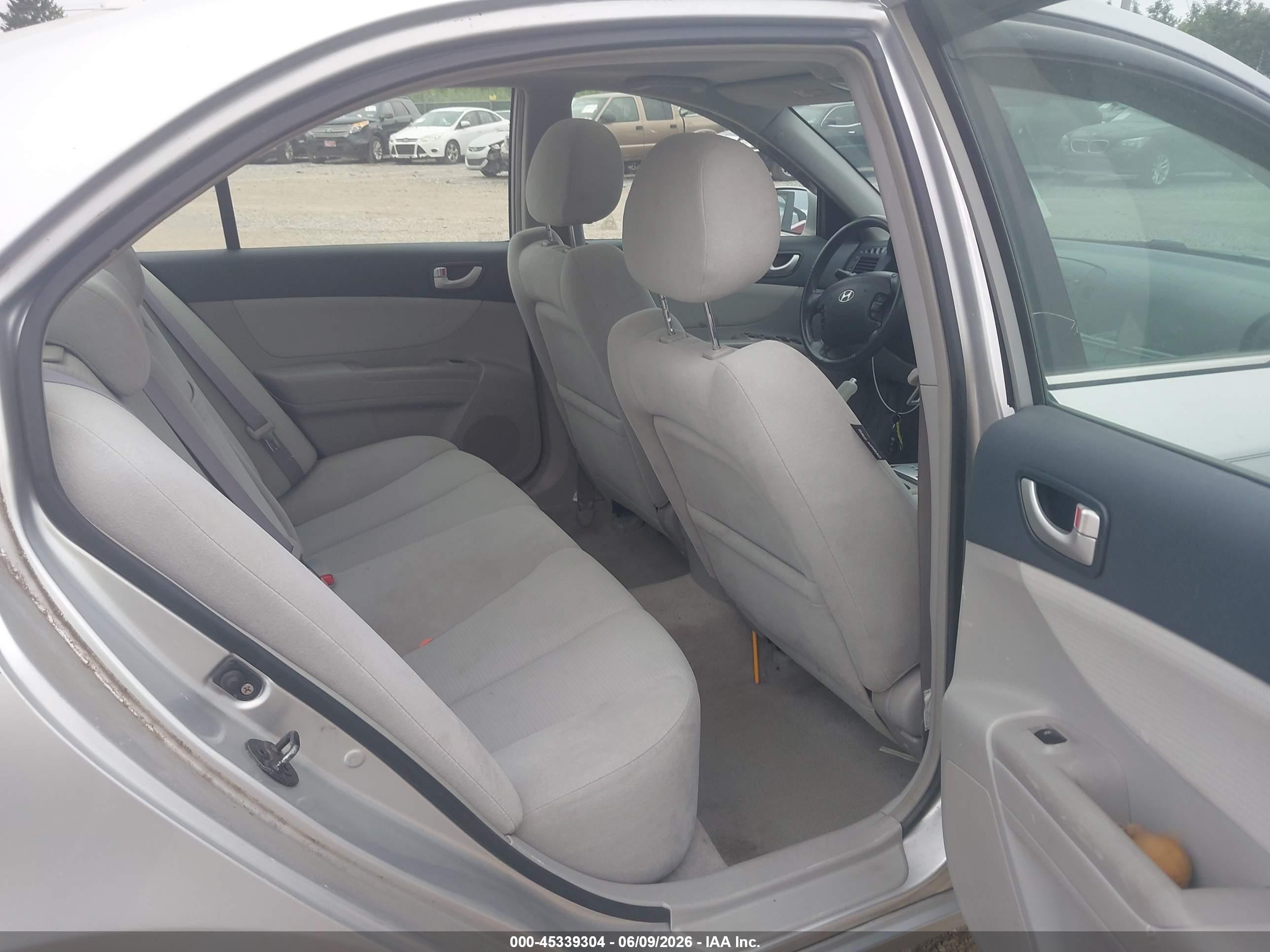 2008 Hyundai Sonata Gls V6 Silver vin: 5NPET46F88H325185