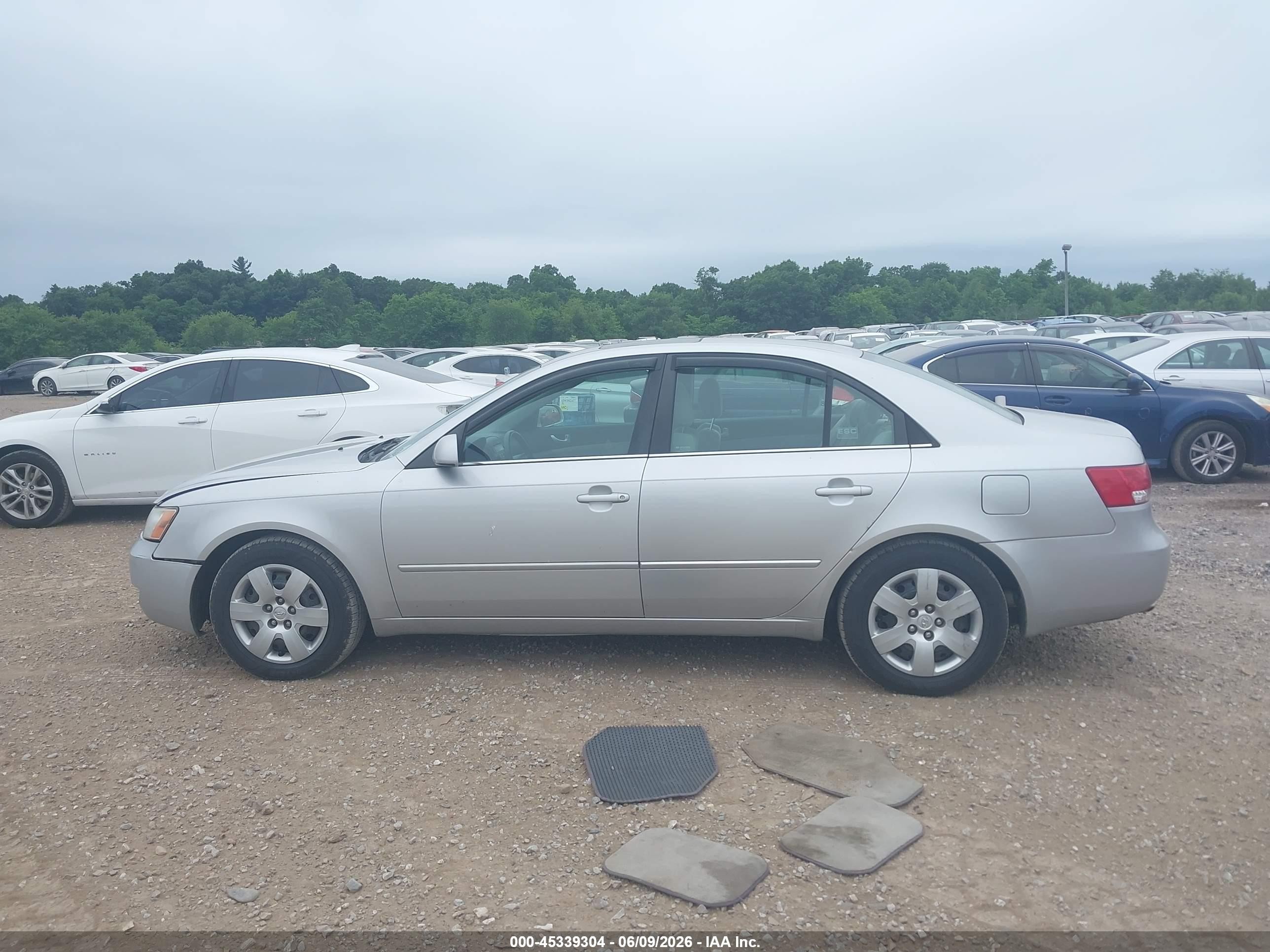 2008 Hyundai Sonata Gls V6 Silver vin: 5NPET46F88H325185