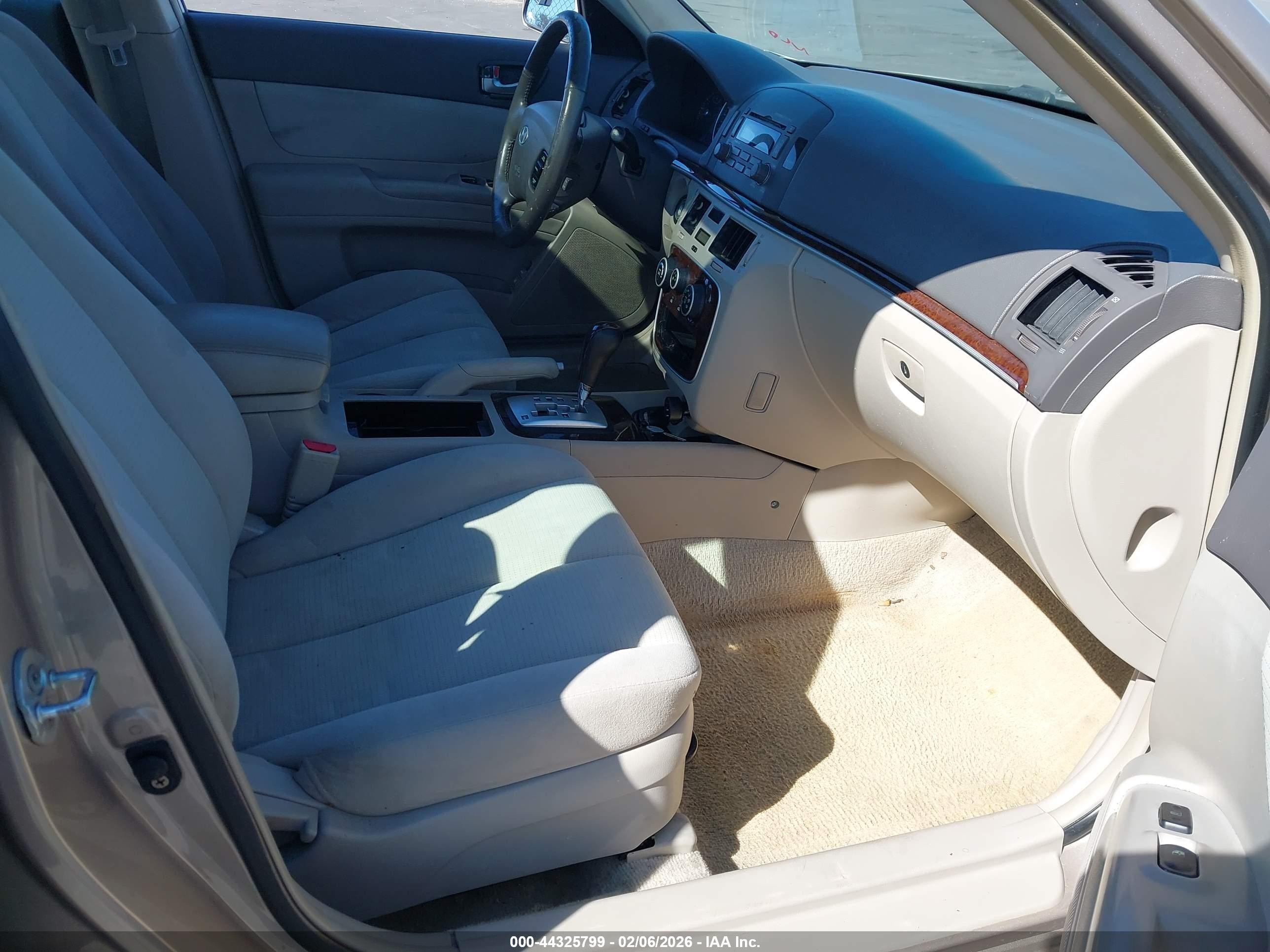 2008 Hyundai Sonata Gls V6 Beige vin: 5NPET46F88H391705