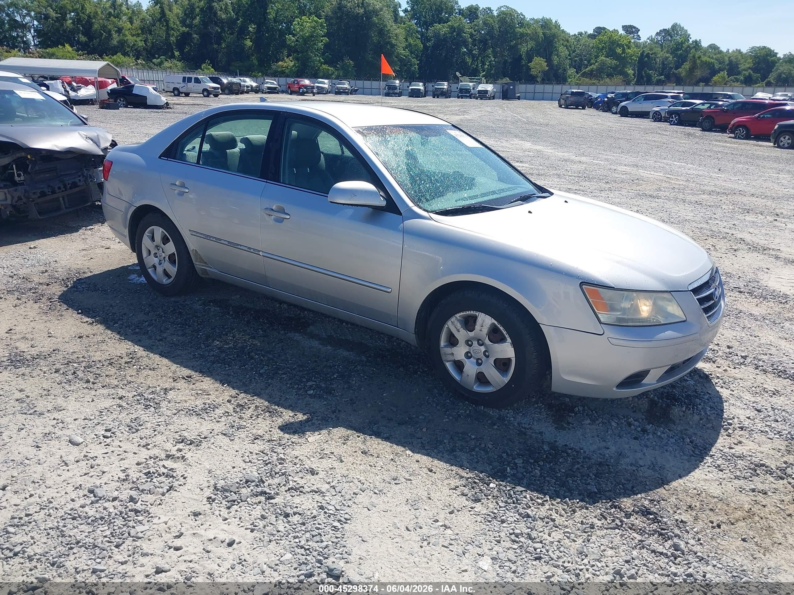 2009 Hyundai Sonata Gls V6 Silver vin: 5NPET46F89H411212