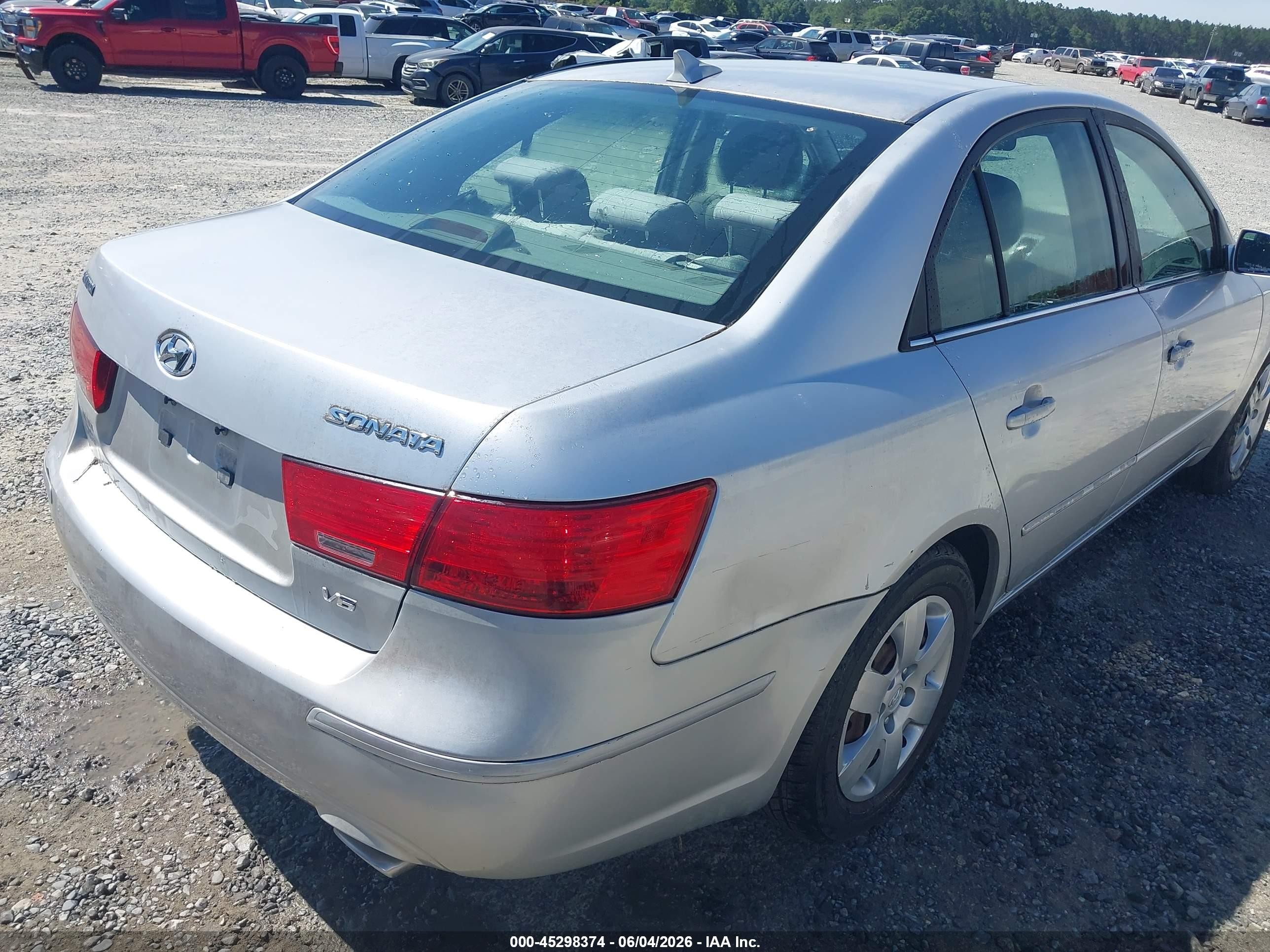 2009 Hyundai Sonata Gls V6 Silver vin: 5NPET46F89H411212