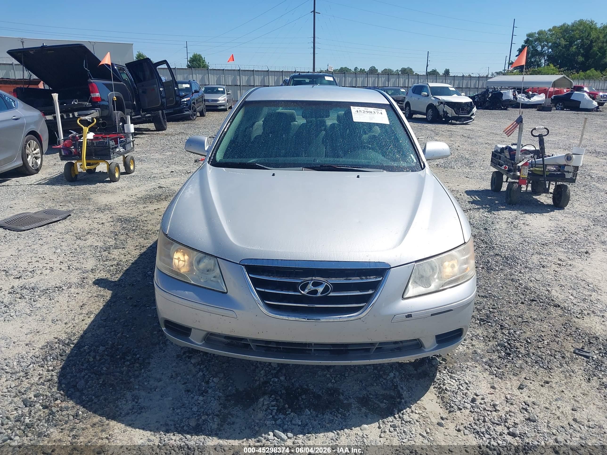 2009 Hyundai Sonata Gls V6 Silver vin: 5NPET46F89H411212