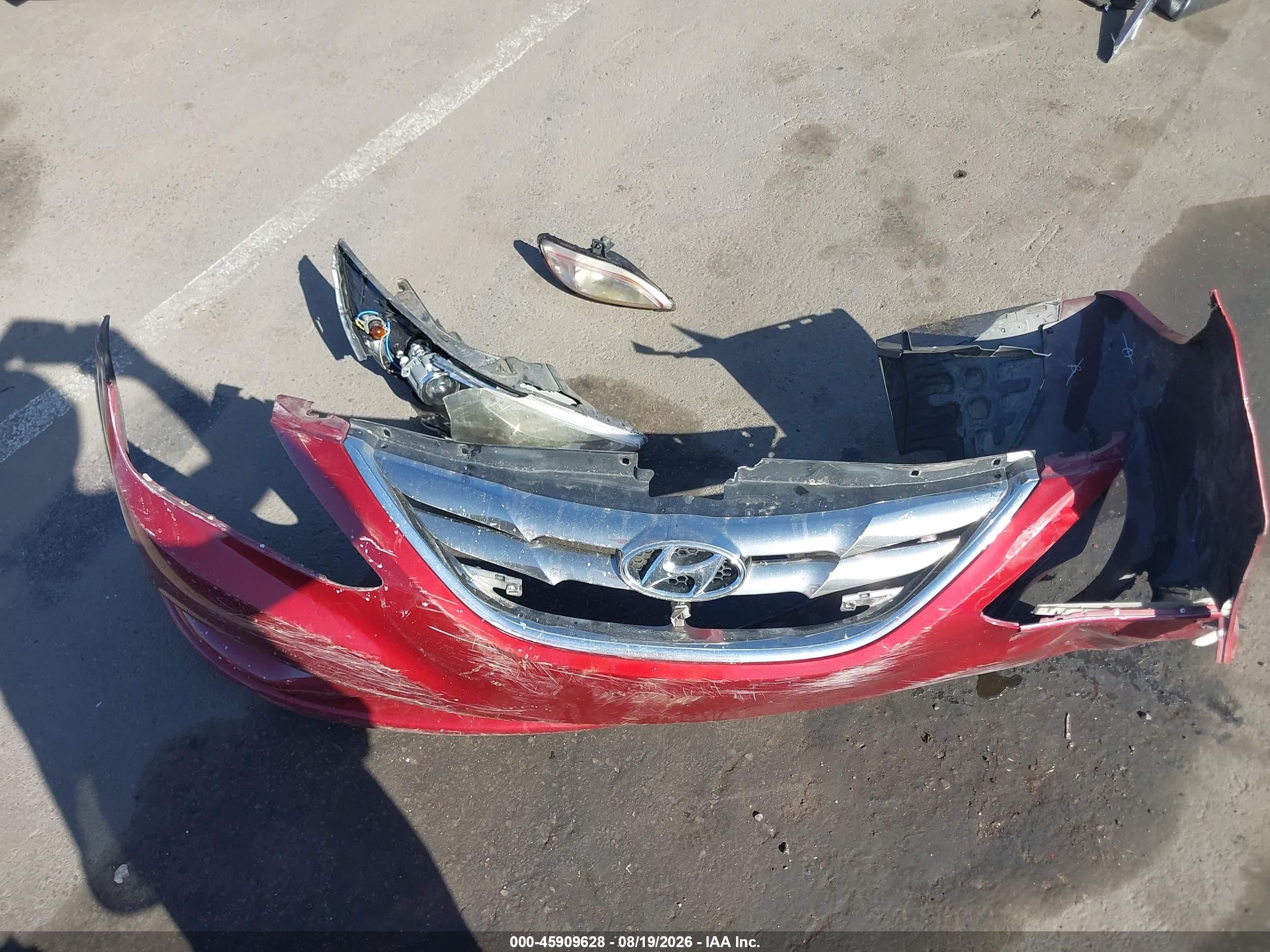 2012 Hyundai Sonata   Maroon vin: 5NPET4AB9CH502050