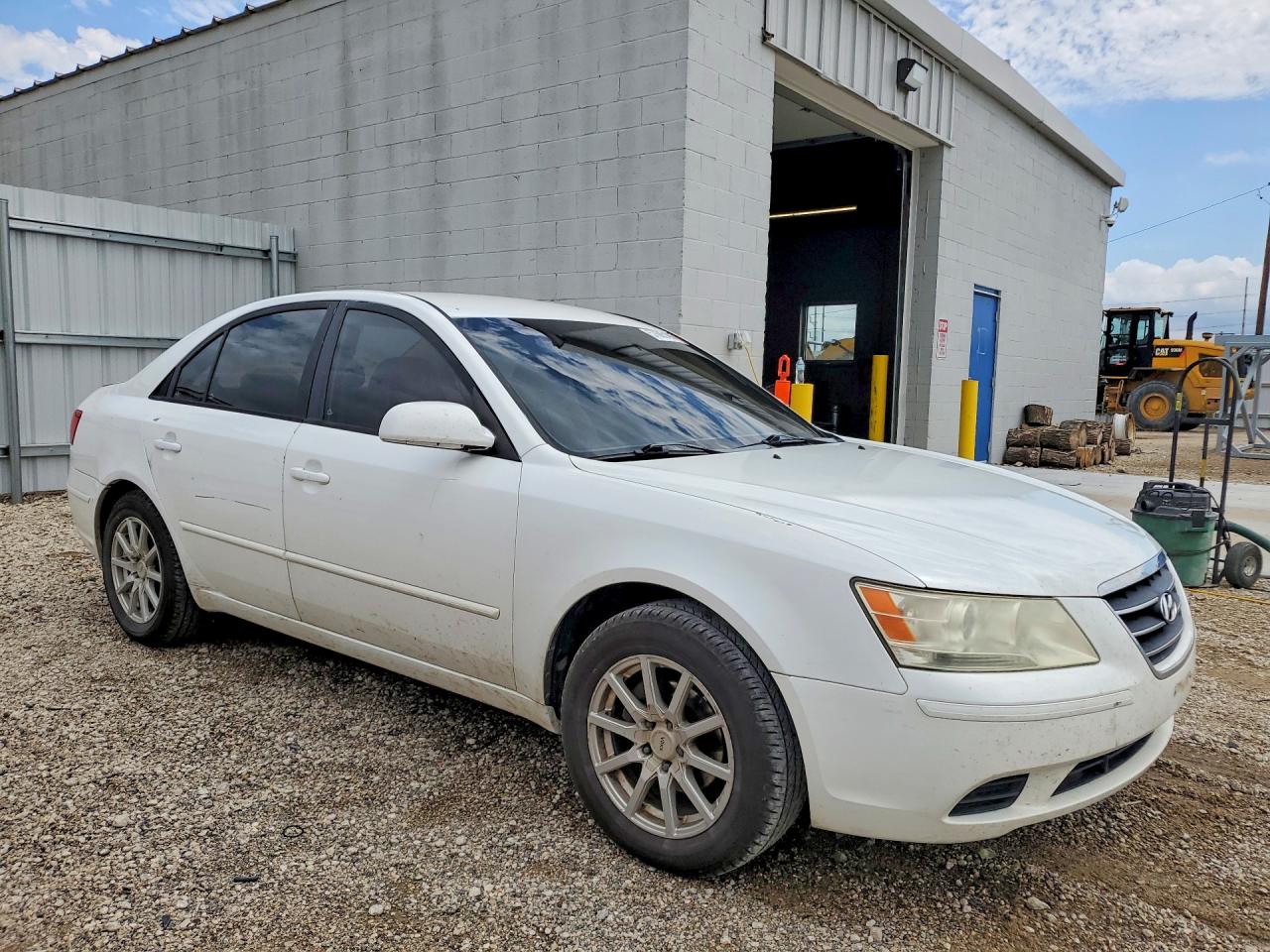 2010 Hyundai Sonata White vin: 5NPET4AC1AH595717