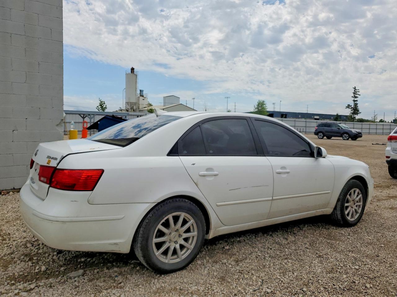 2010 Hyundai Sonata White vin: 5NPET4AC1AH595717