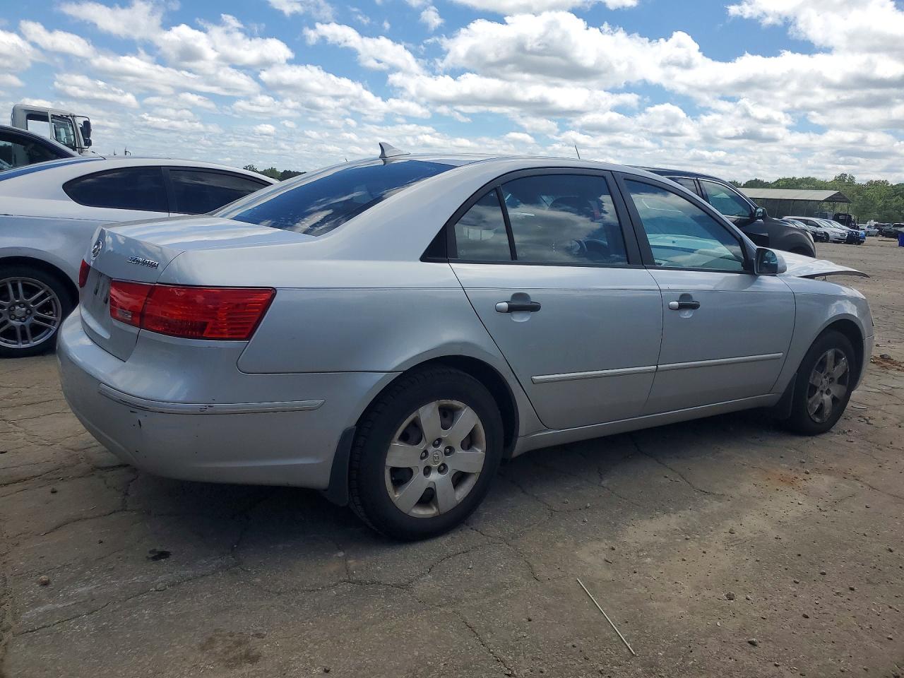 2010 Hyundai Sonata Silver vin: 5NPET4AC1AH616887