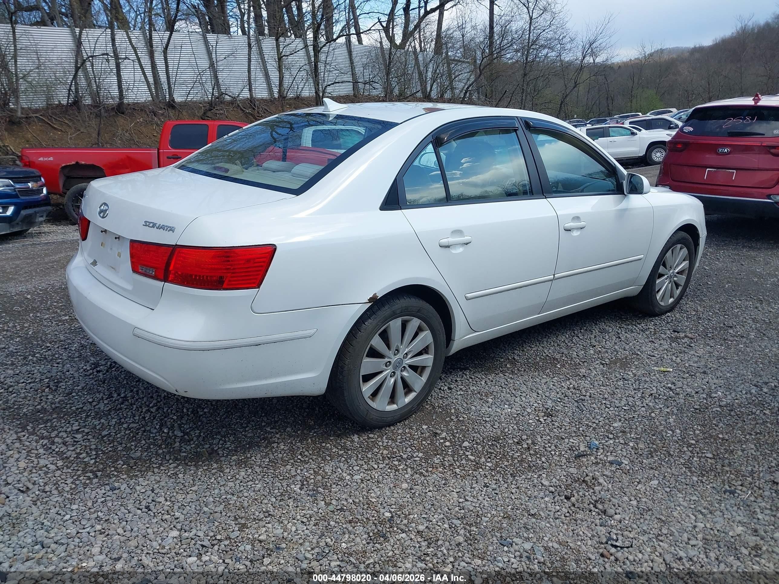 2010 Hyundai Sonata Gls White vin: 5NPET4AC1AH657326