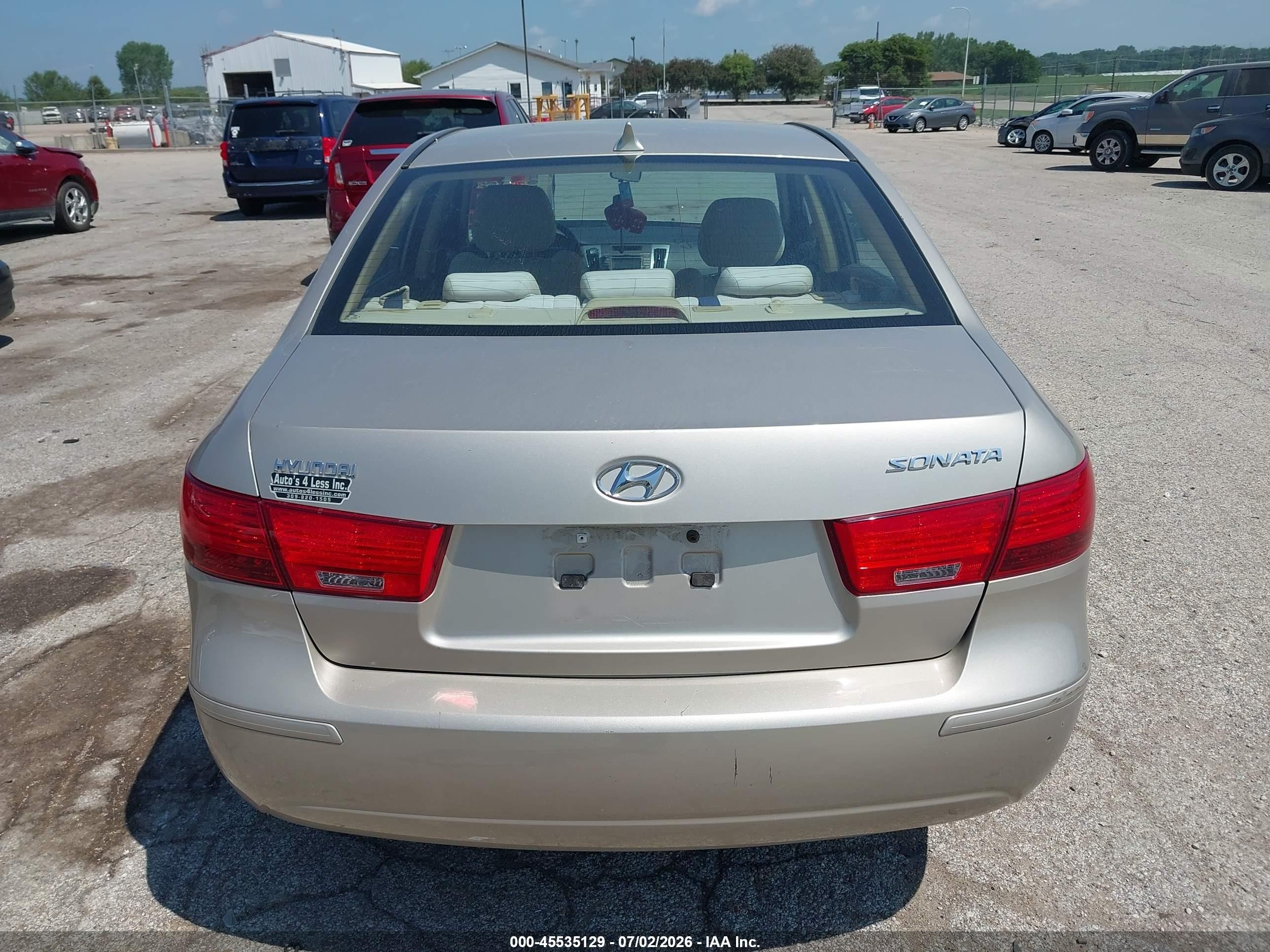2010 Hyundai Sonata Gls Beige vin: 5NPET4AC9AH600503