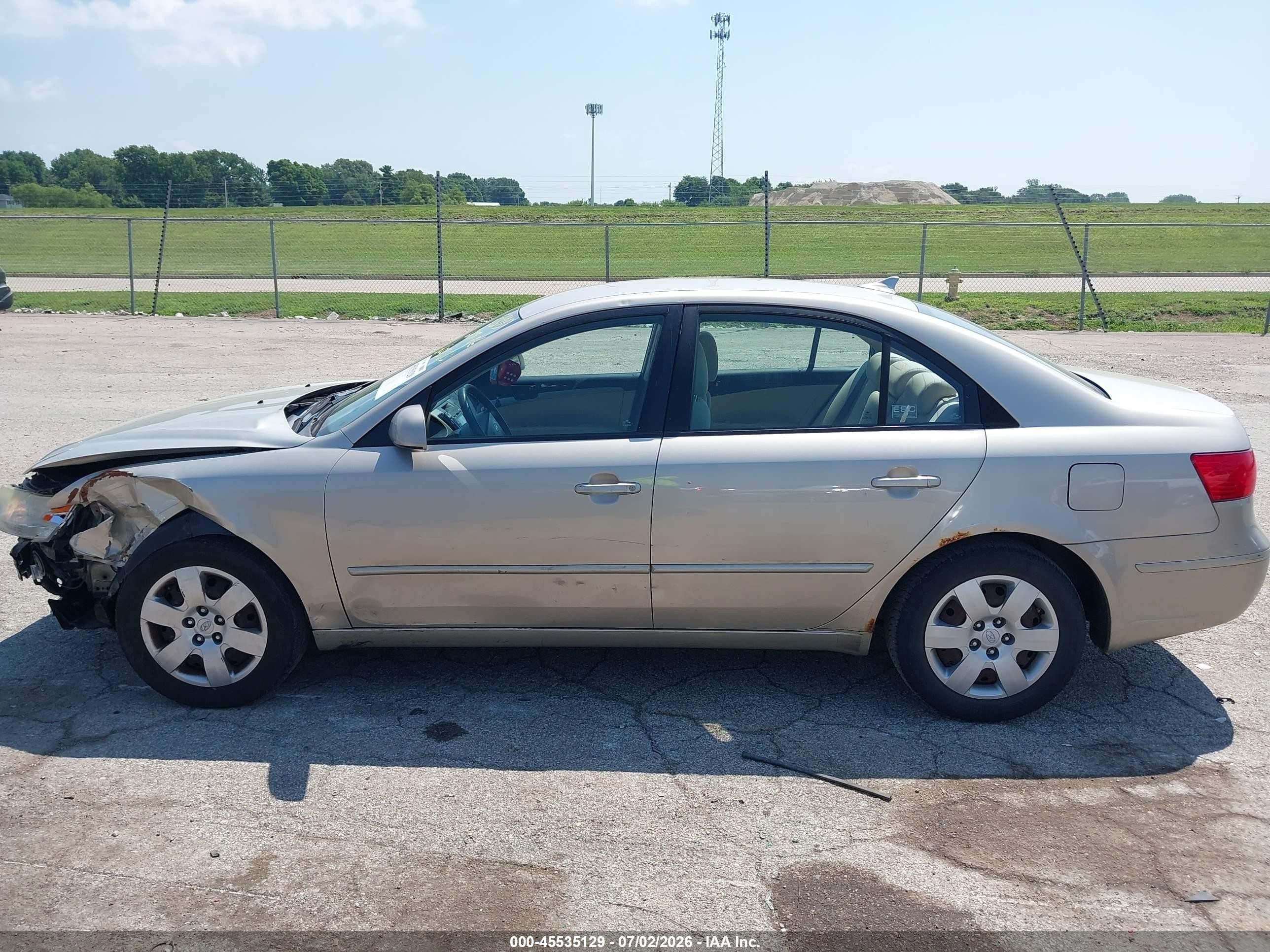 2010 Hyundai Sonata Gls Beige vin: 5NPET4AC9AH600503