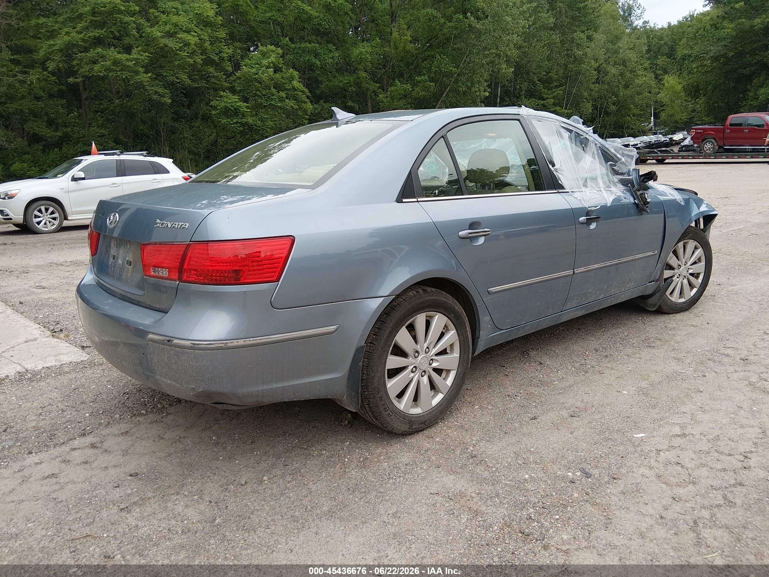 2009 Hyundai Sonata Limited Light Blue vin: 5NPEU46C19H566106