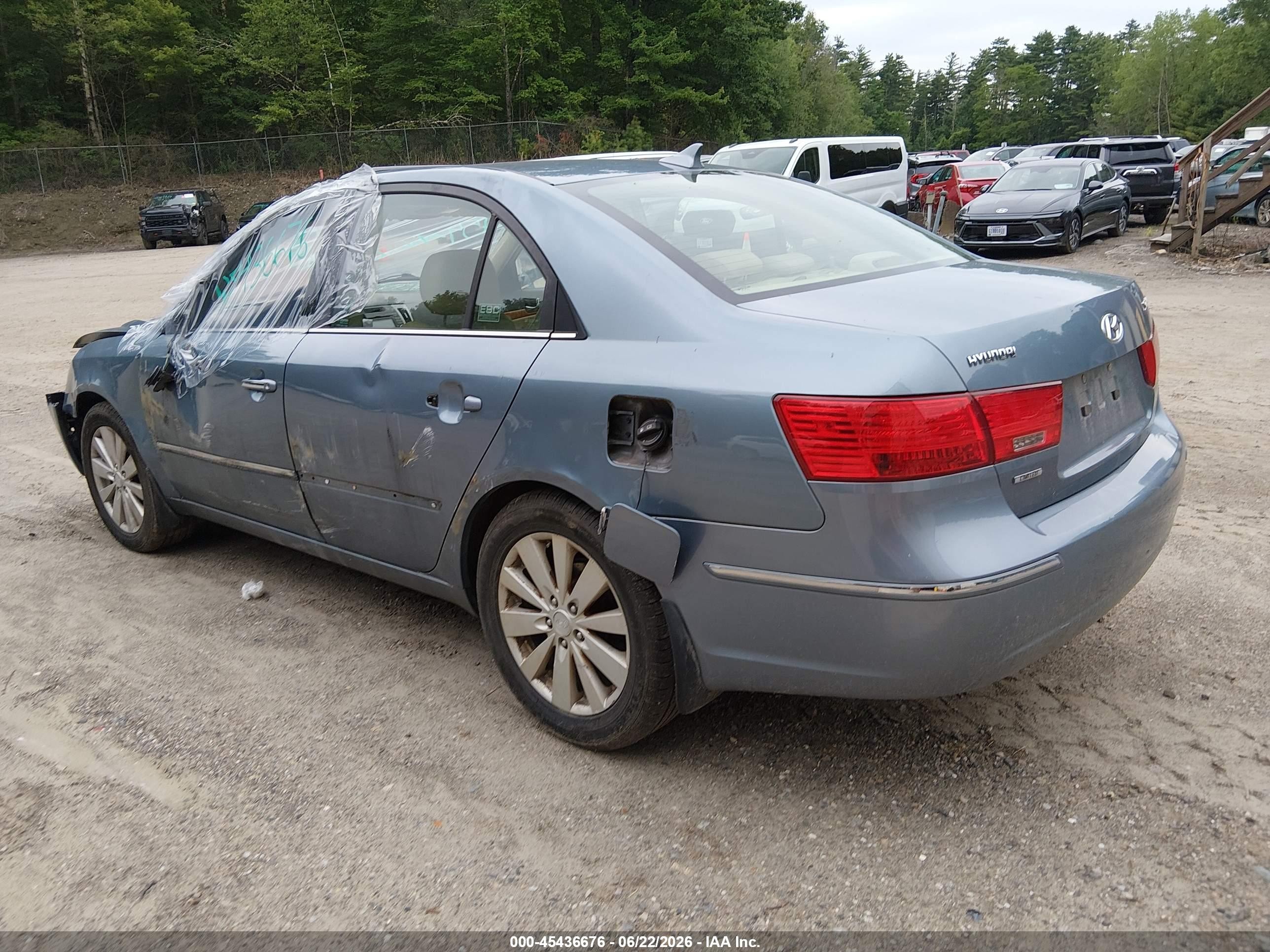2009 Hyundai Sonata Limited Light Blue vin: 5NPEU46C19H566106