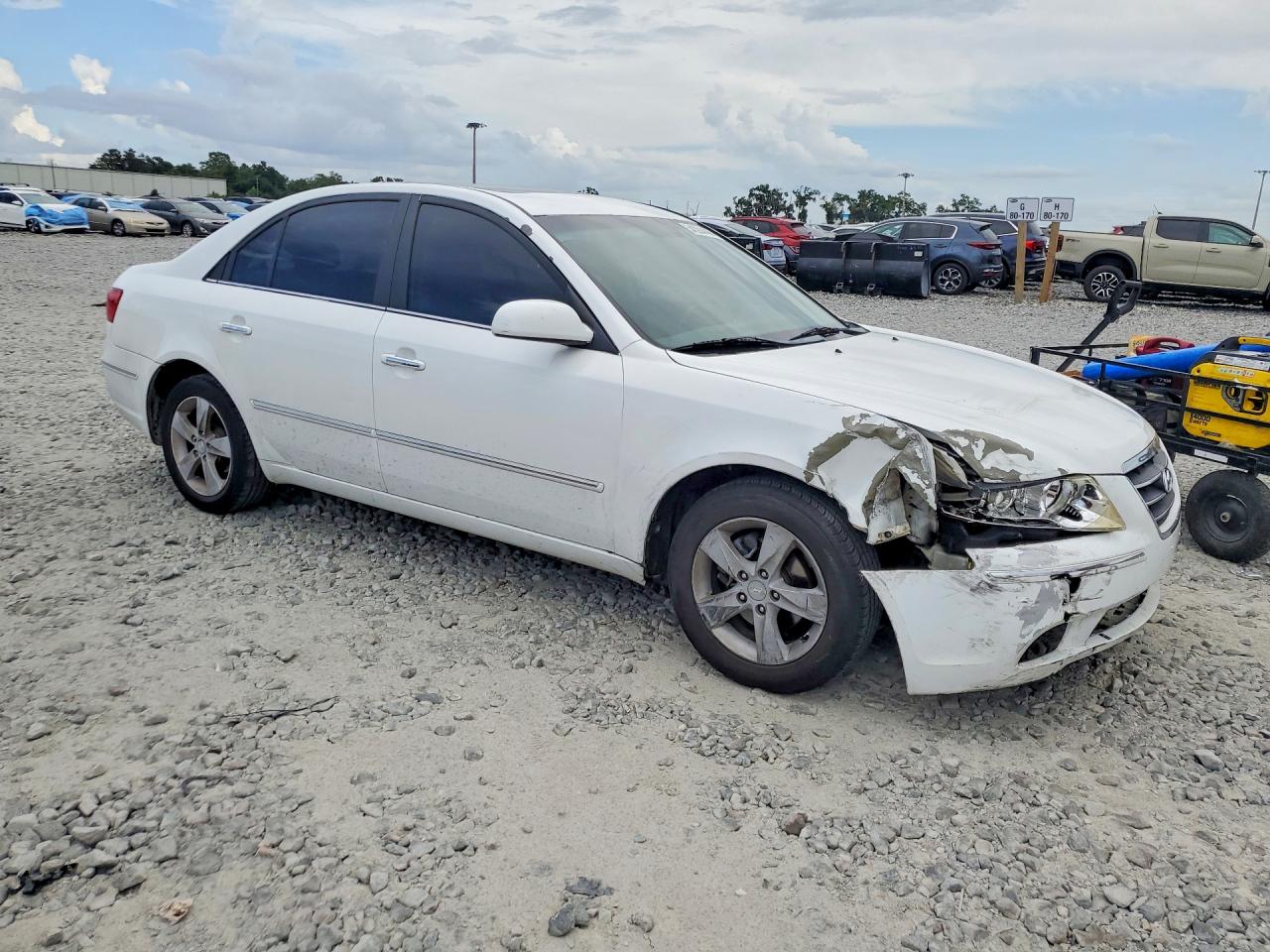 2009 Hyundai Sonata Limited White vin: 5NPEU46C29H430728