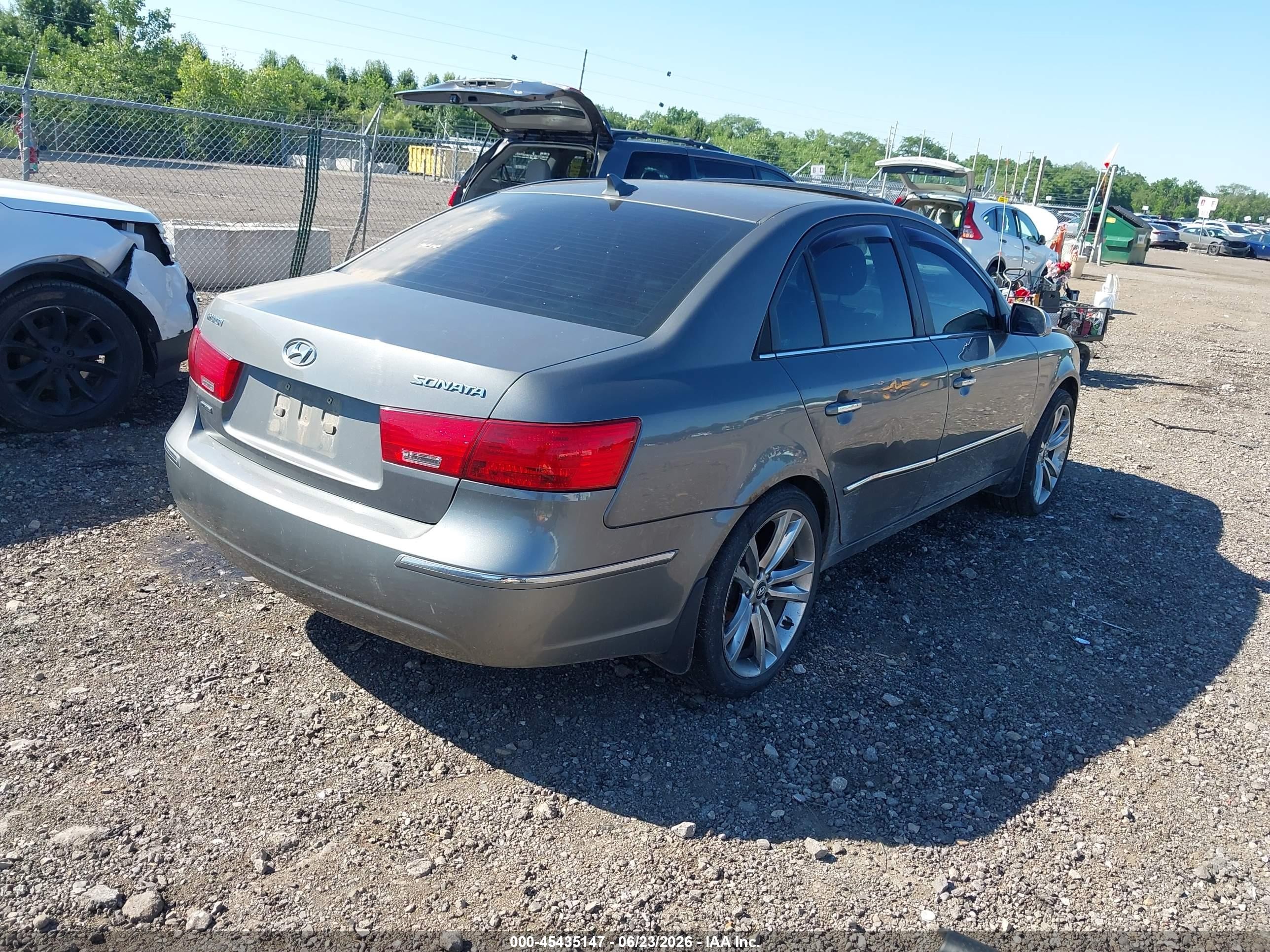 2009 Hyundai Sonata Limited Серый vin: 5NPEU46C29H491710