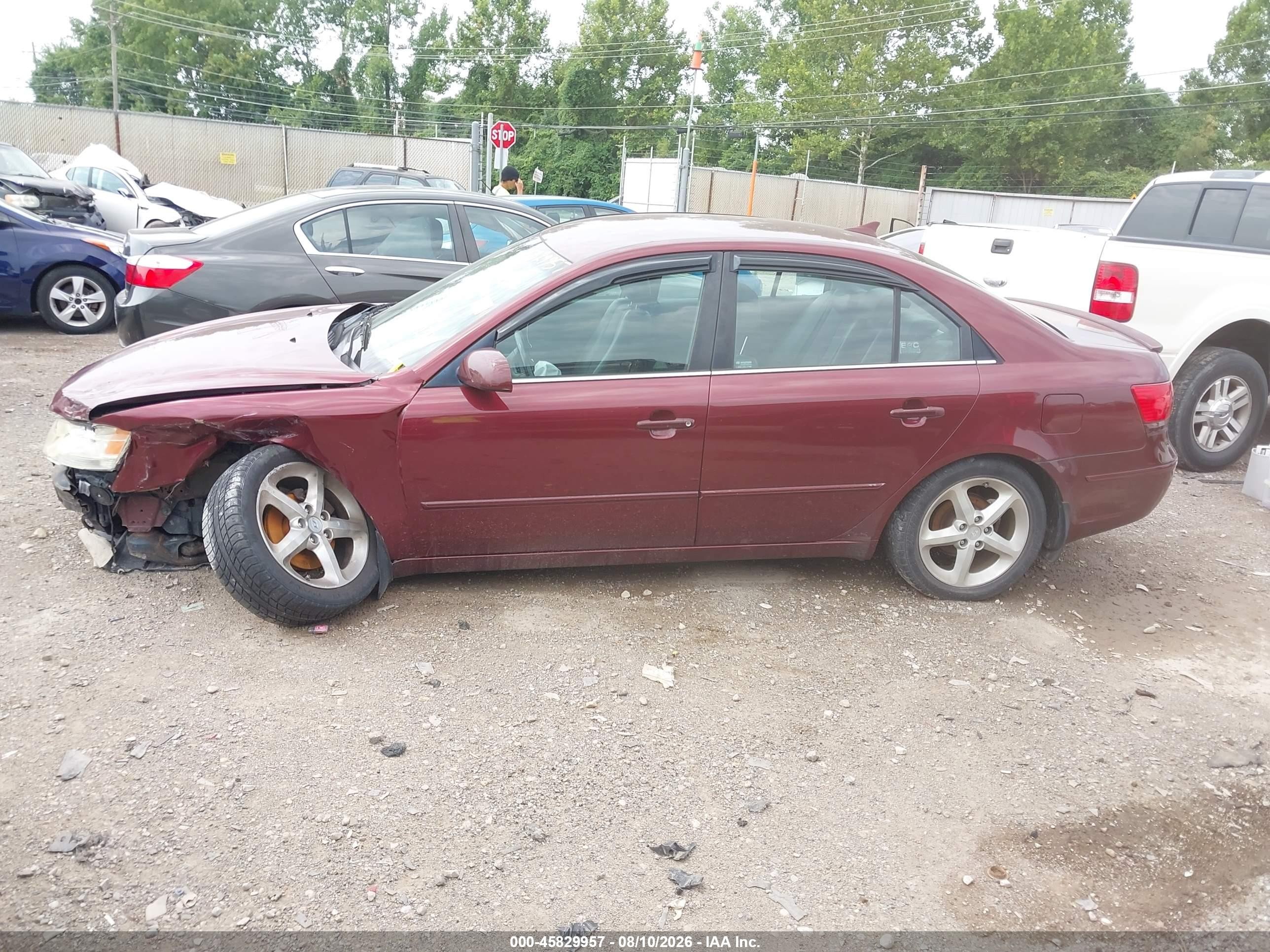 2009 Hyundai Sonata Se Красный vin: 5NPEU46C49H510967