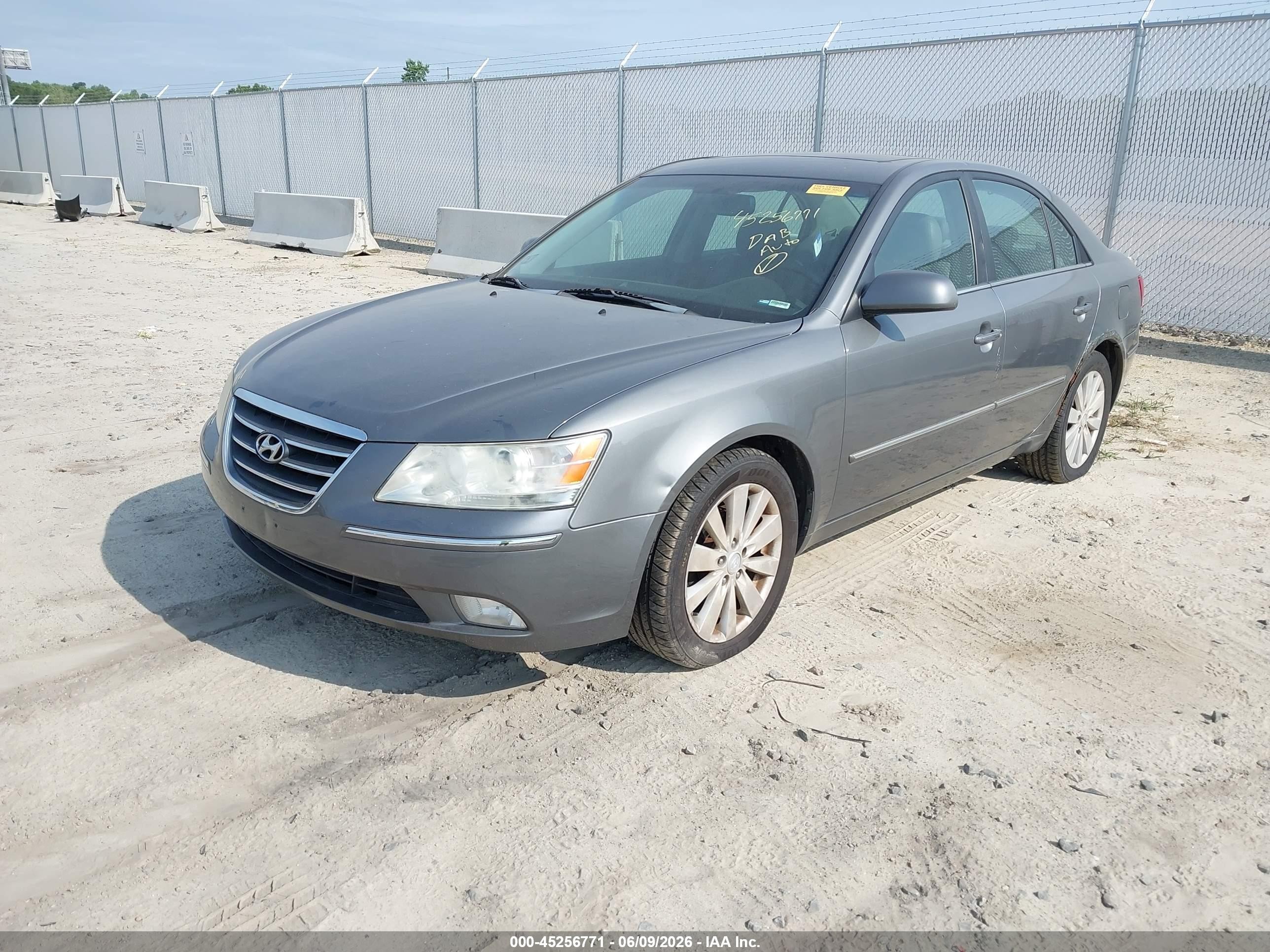 2009 Hyundai Sonata Limited Gray vin: 5NPEU46C59H566982