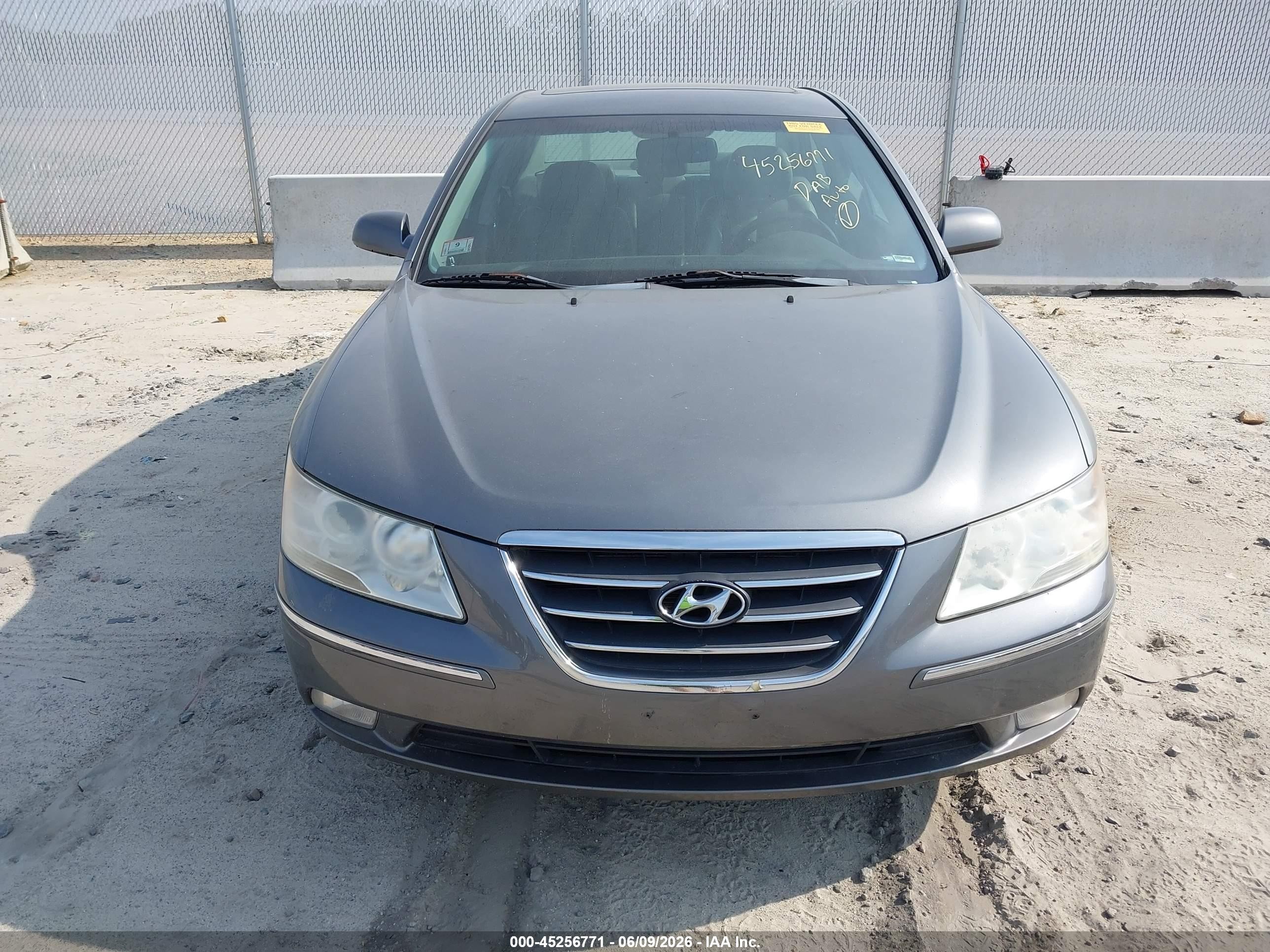 2009 Hyundai Sonata Limited Gray vin: 5NPEU46C59H566982