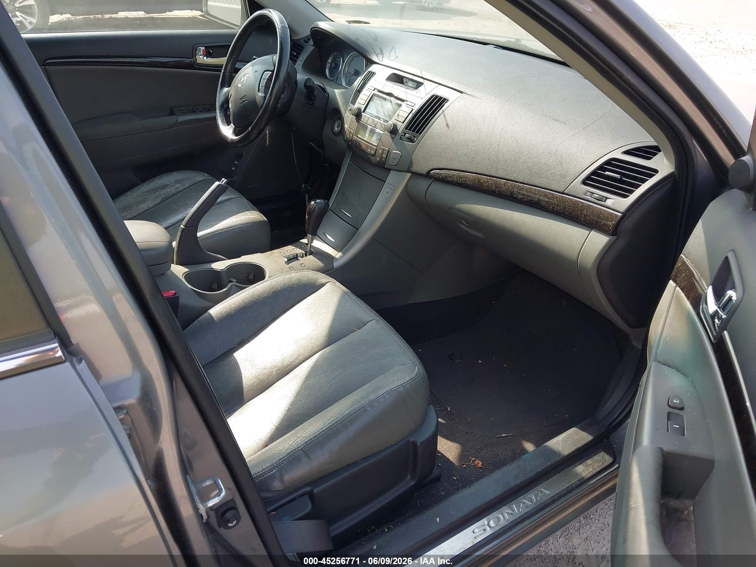 2009 Hyundai Sonata Limited Gray vin: 5NPEU46C59H566982