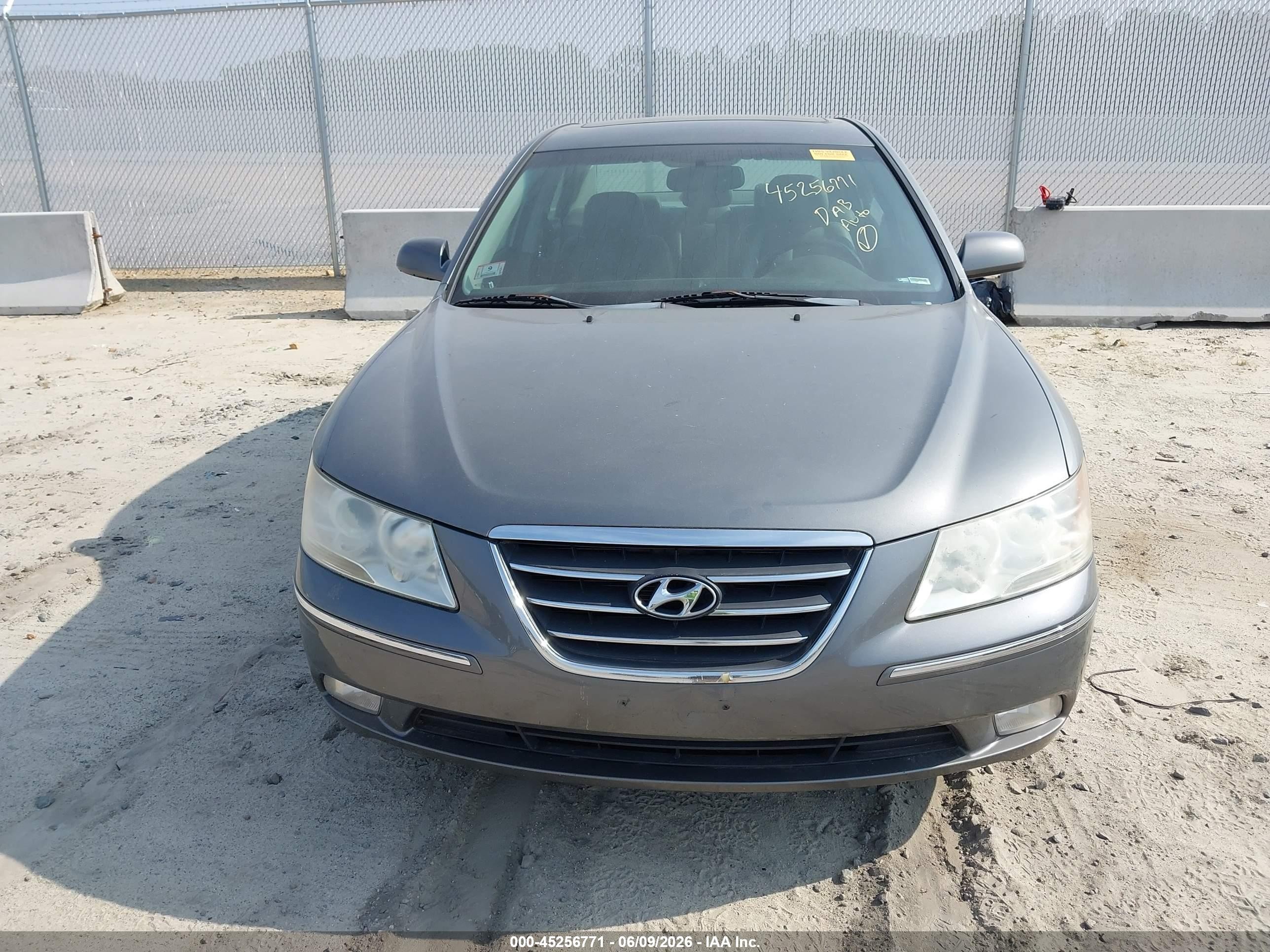 2009 Hyundai Sonata Limited Gray vin: 5NPEU46C59H566982