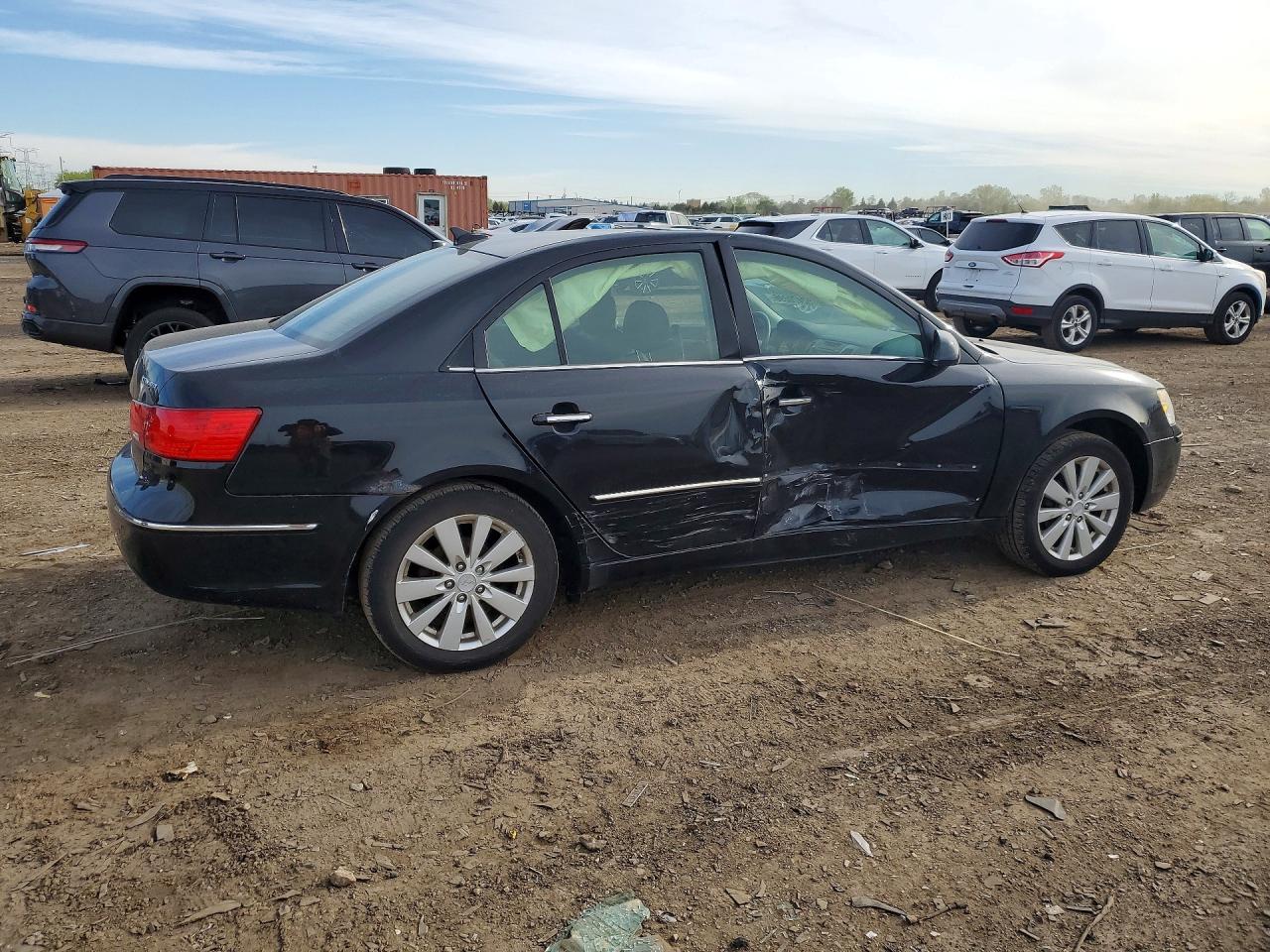 2009 Hyundai Sonata Limited Black vin: 5NPEU46C89H573585