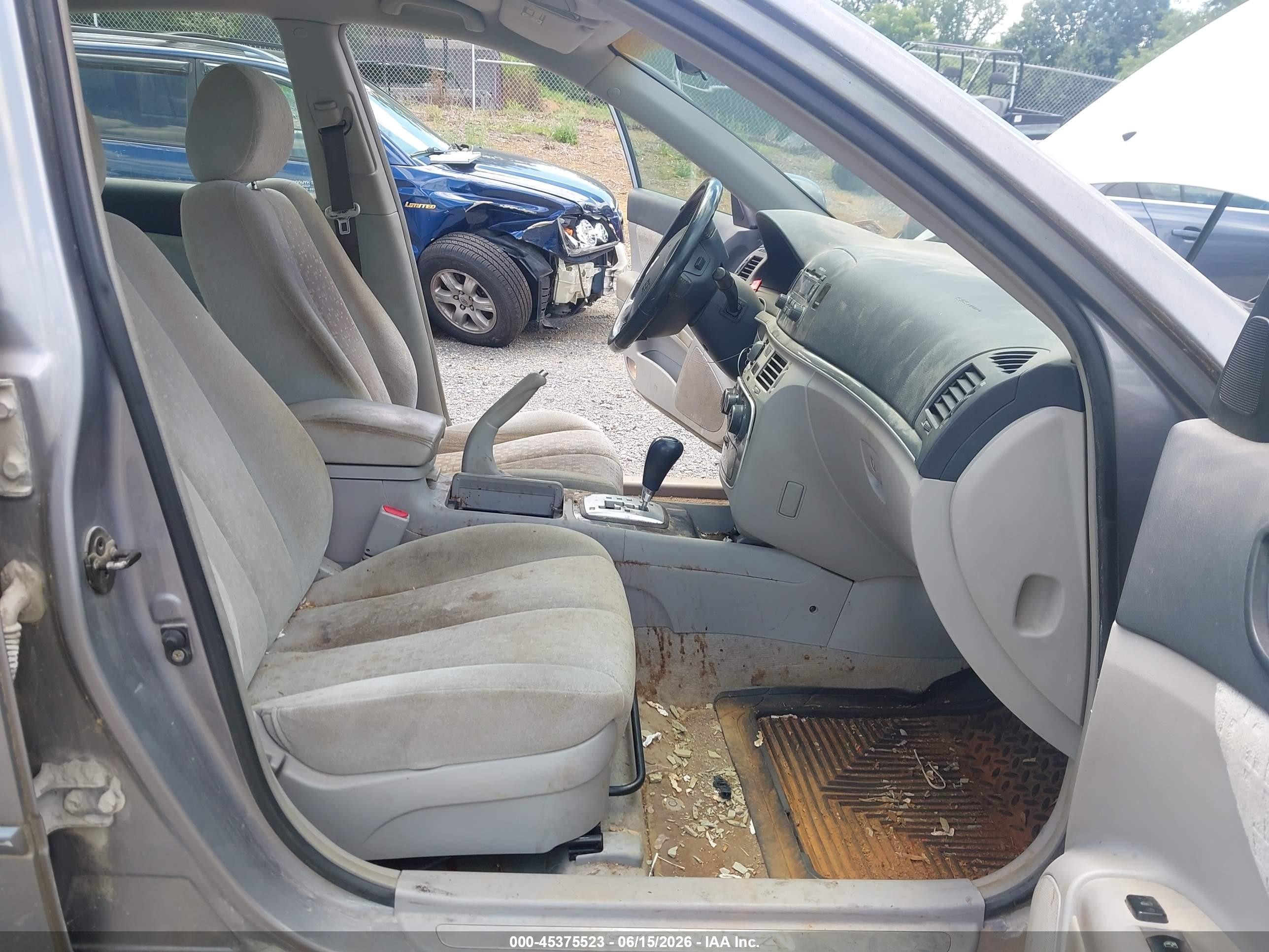 2006 Hyundai Sonata Gls V6/lx V6 Silver vin: 5NPEU46F06H152580