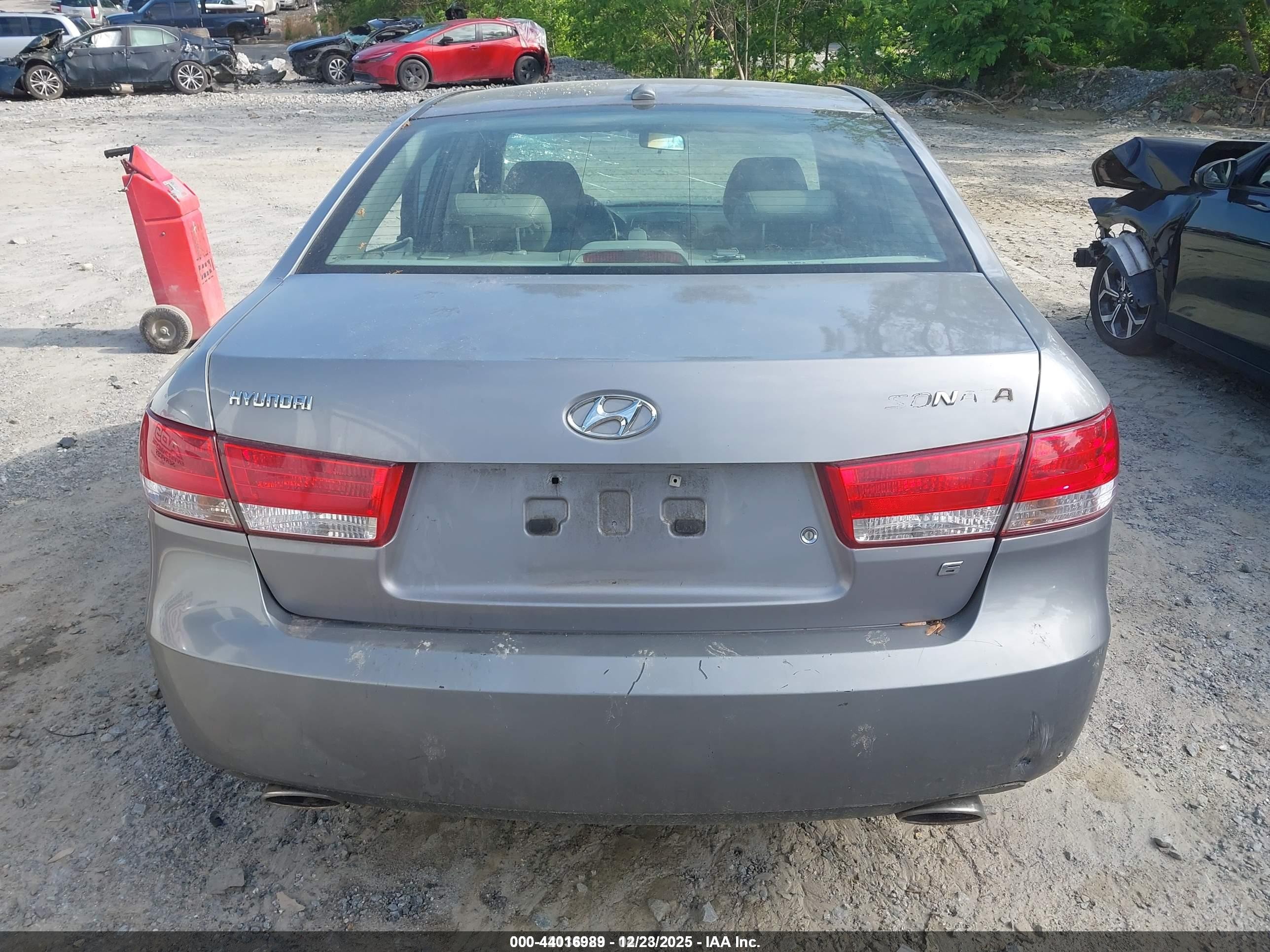 2007 Hyundai Sonata Limited/se V6 Gray vin: 5NPEU46F07H260649