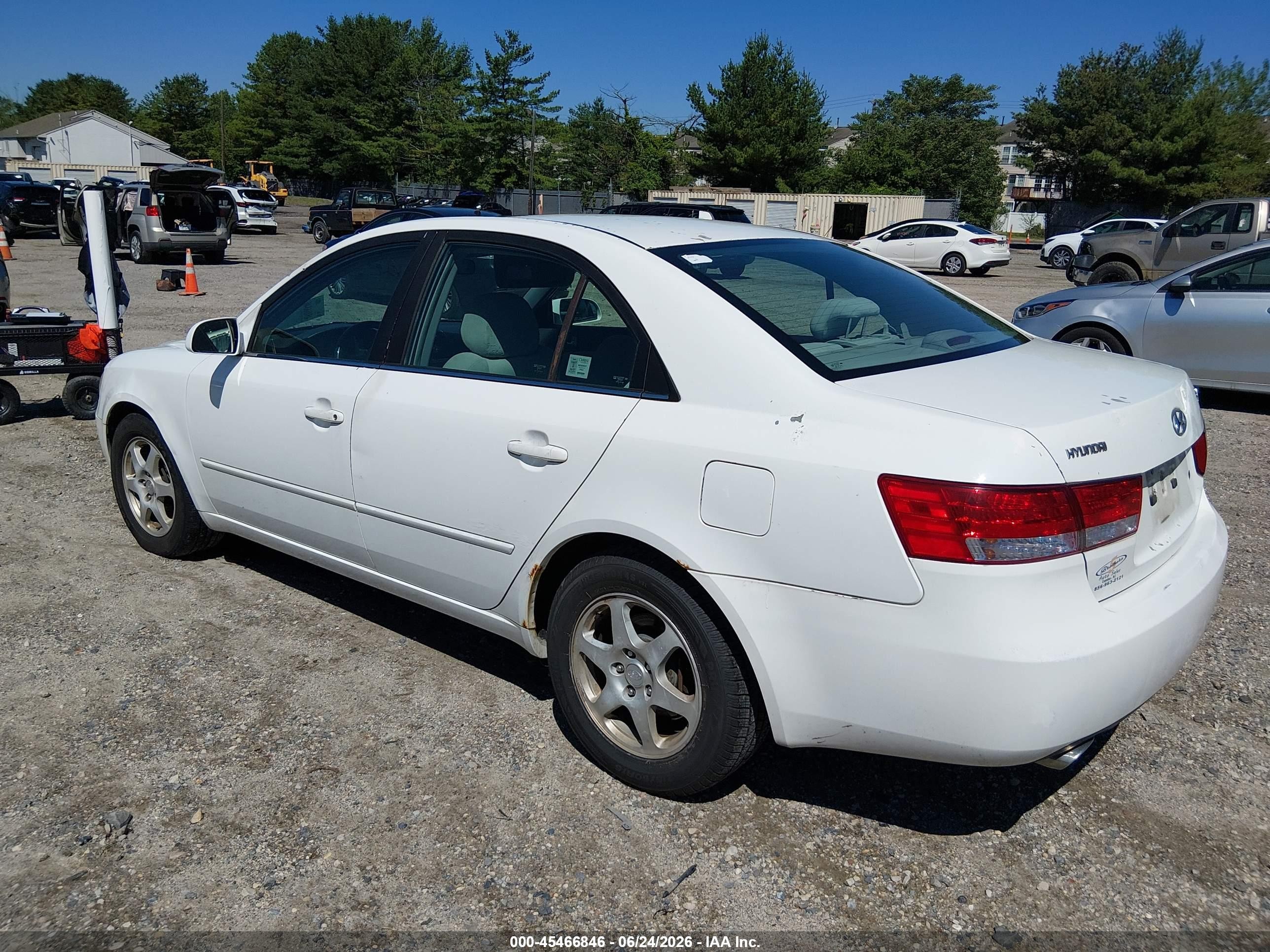 2006 Hyundai Sonata Gls V6/lx V6 White vin: 5NPEU46F16H080353